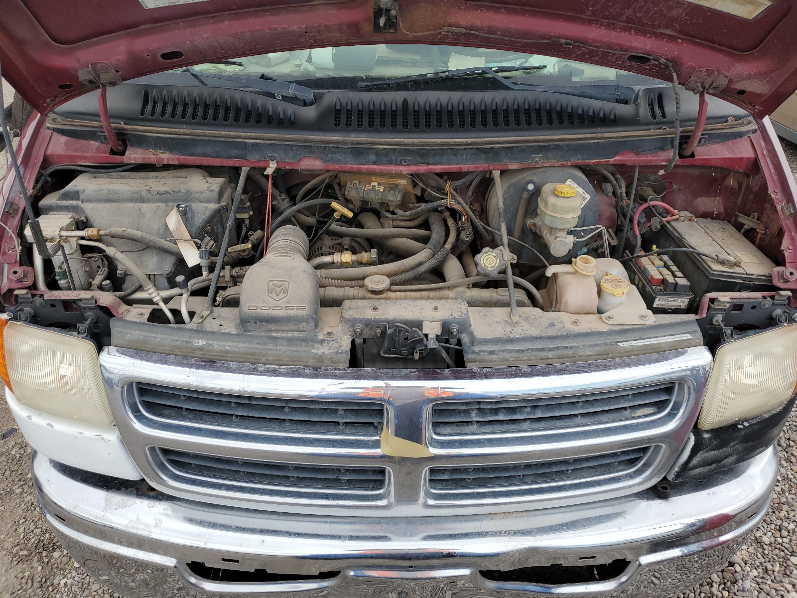 2B6HB11X7WK148253 1998 Dodge Ram Van B1500