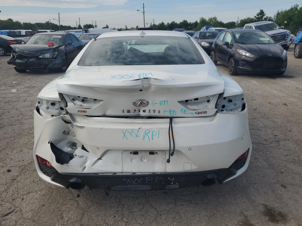 JN1EV7EL5JM392666 2018 Infiniti Q60 Luxe 300