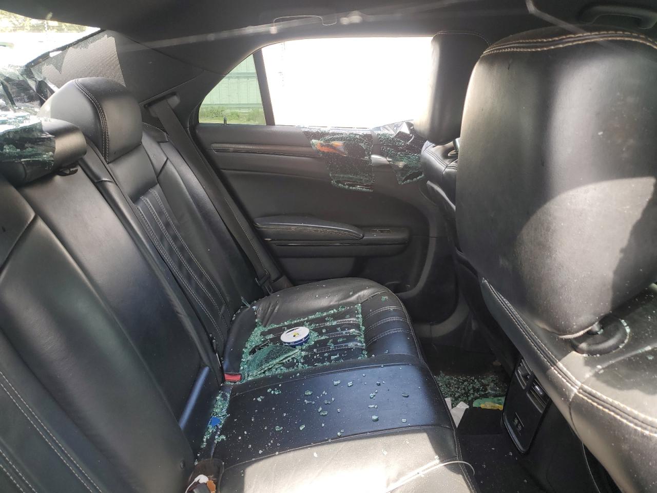 2015 Chrysler 300 S VIN: 2C3CCABG8FH893886 Lot: 57089374