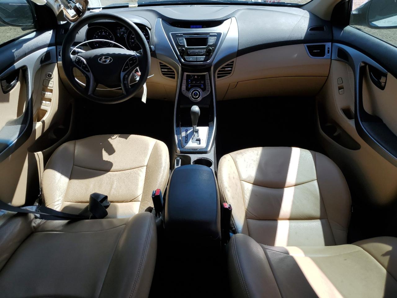 2013 Hyundai Elantra - Image 8