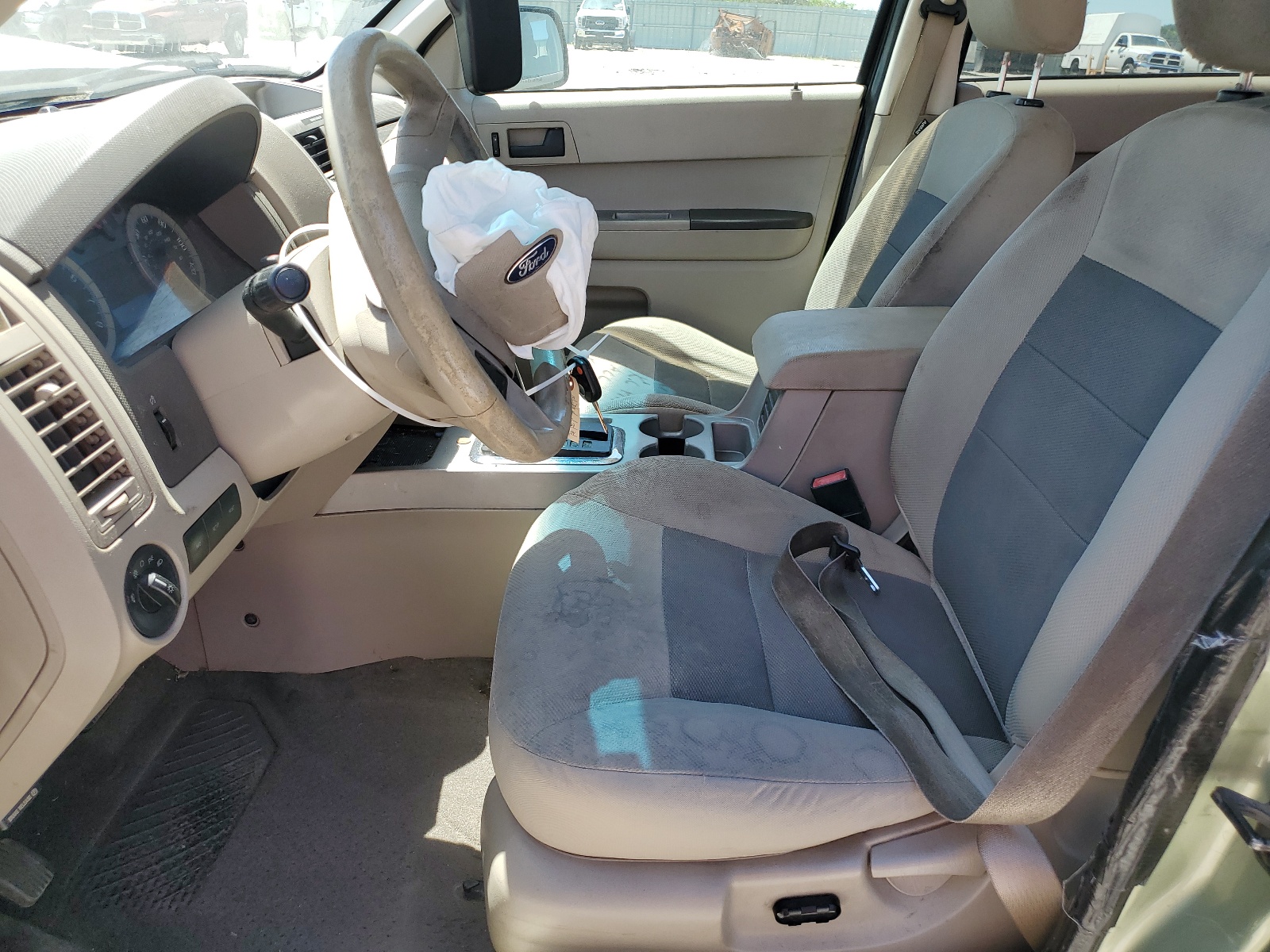 1FMCU03138KE51067 2008 Ford Escape Xlt