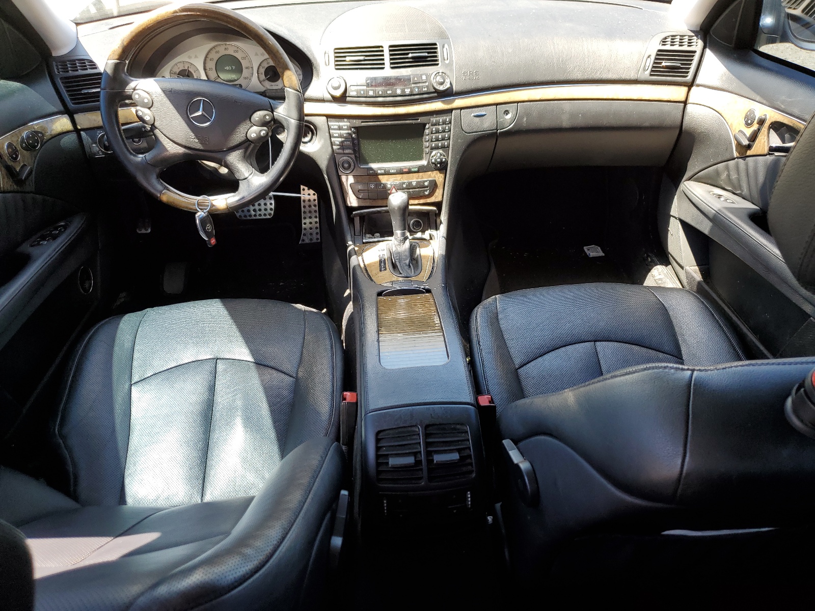 WDBUF90X97X220433 2007 Mercedes-Benz E 550 4Matic