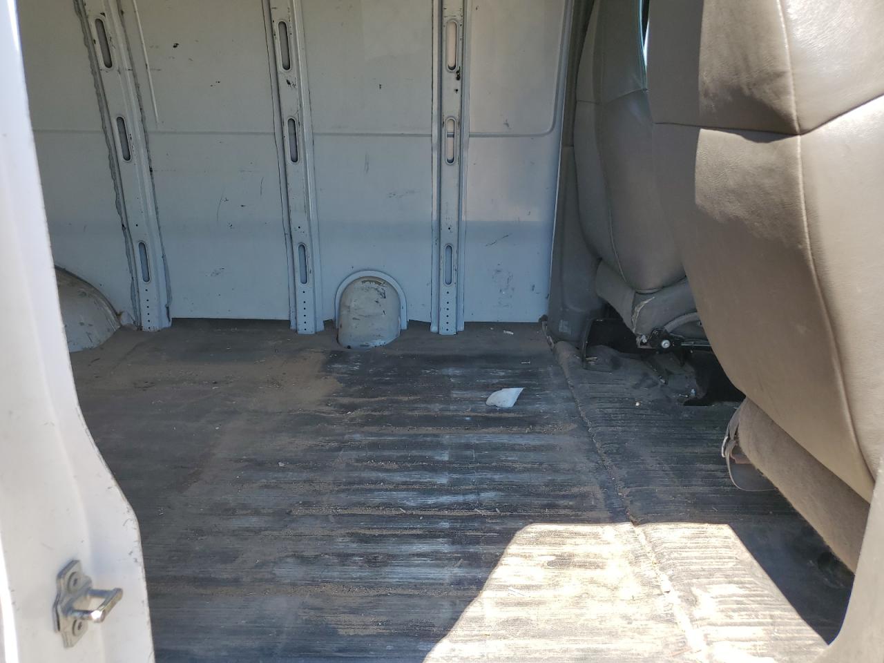 2008 Chevrolet Express G1500 VIN: 1GCFG15XX81155582 Lot: 58635244