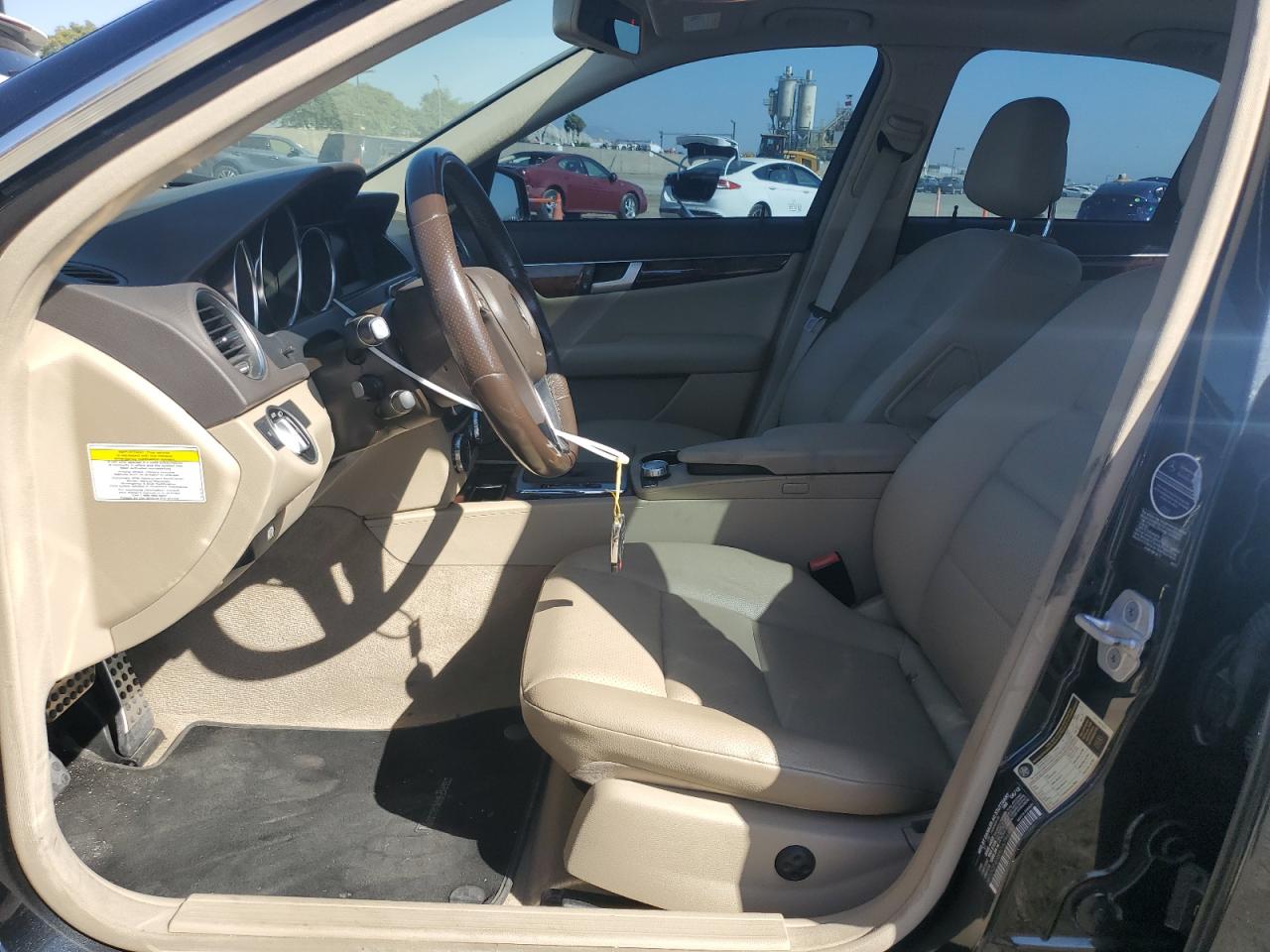 2013 Mercedes-Benz C 250 VIN: WDDGF4HB8DA786985 Lot: 61171084