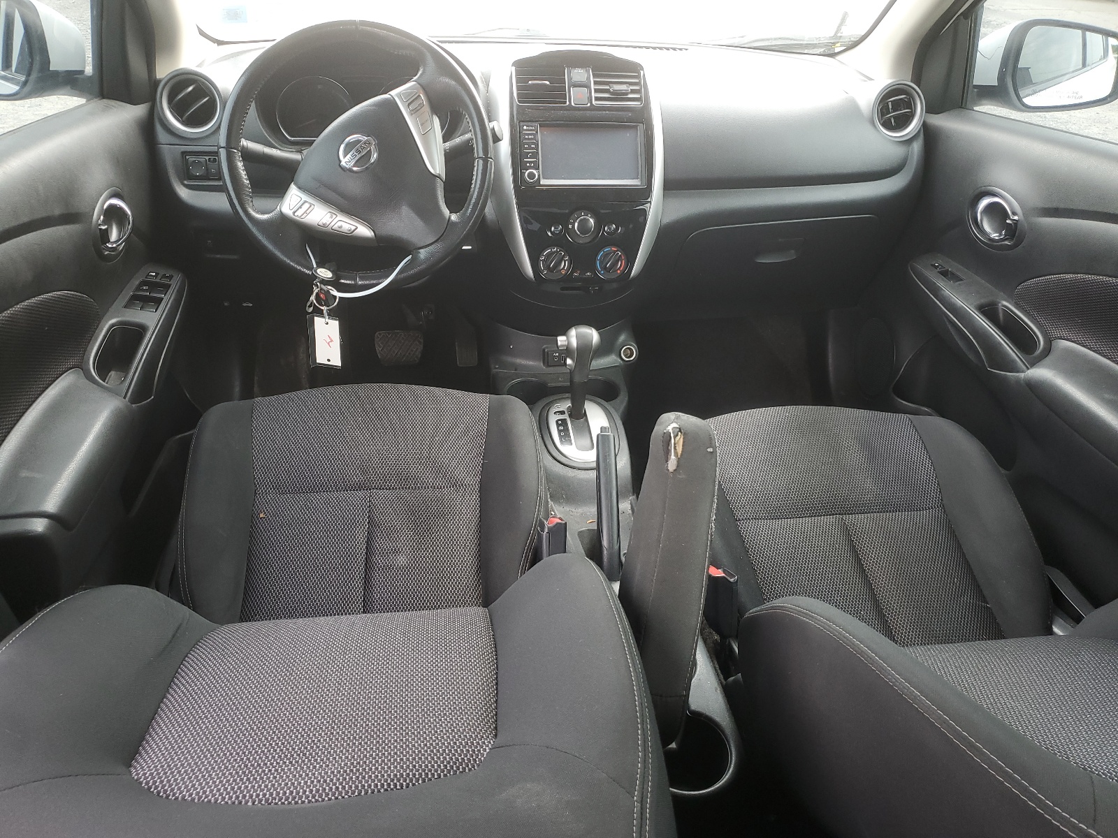 3N1CN7AP7JL879961 2018 Nissan Versa S