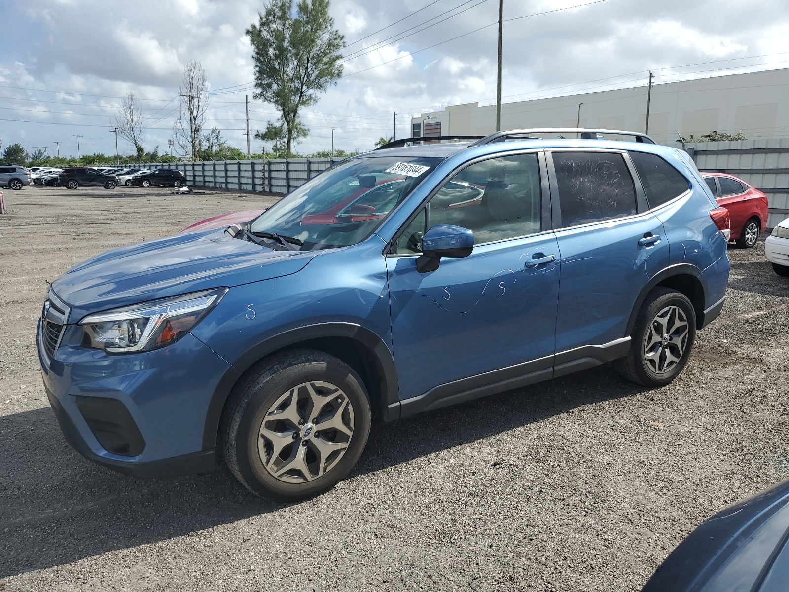 JF2SKAGC9KH457906 2019 Subaru Forester Premium