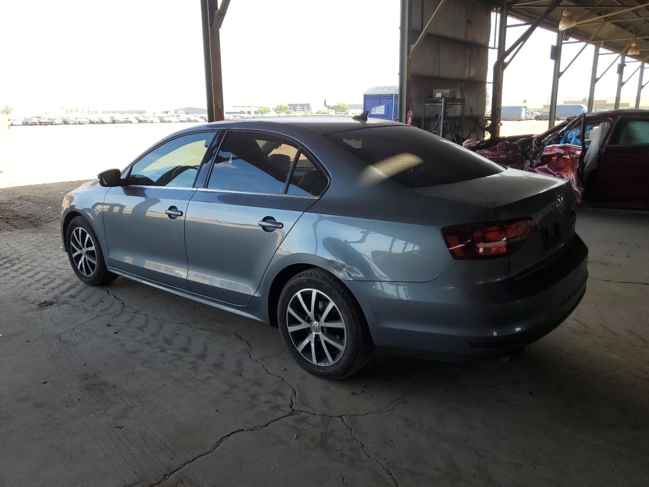 3VWDB7AJXHM325448 2017 VOLKSWAGEN JETTA - Image 2