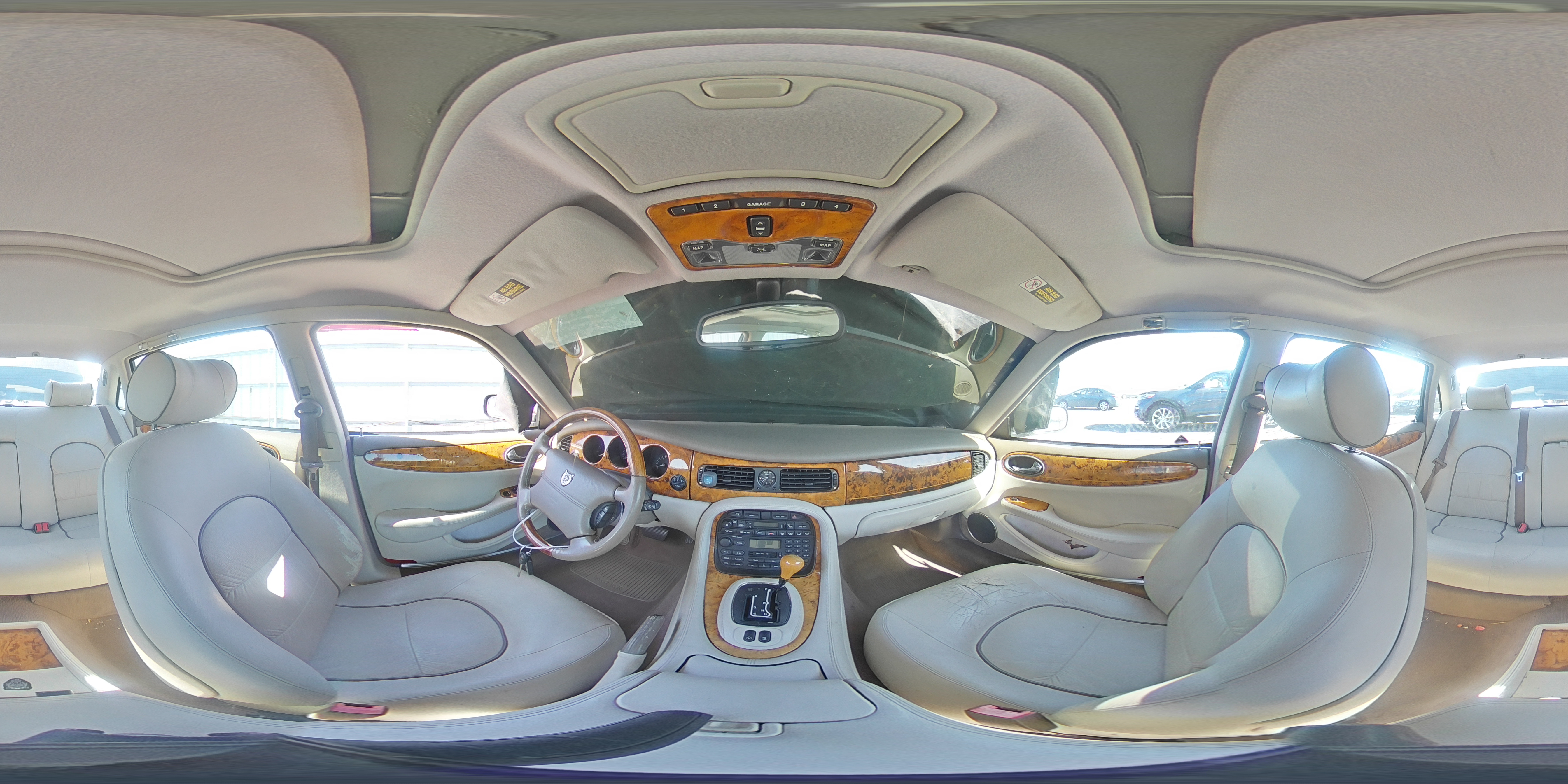 1999 Jaguar Vandenplas VIN: SAJKX6040XC858380 Lot: 57462954