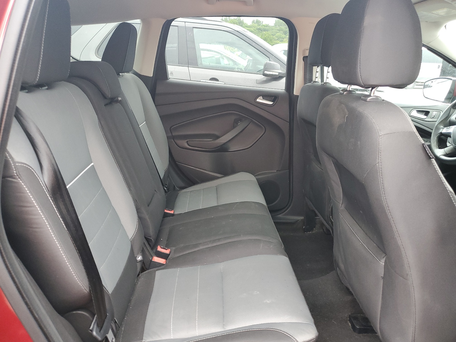 1FMCU9GX0FUA12350 2015 Ford Escape Se