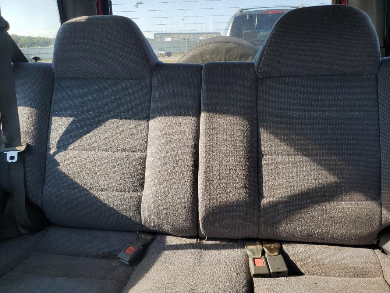 1999 Kia Sportage VIN: KNDJA7237X5597517 Lot: 82673504