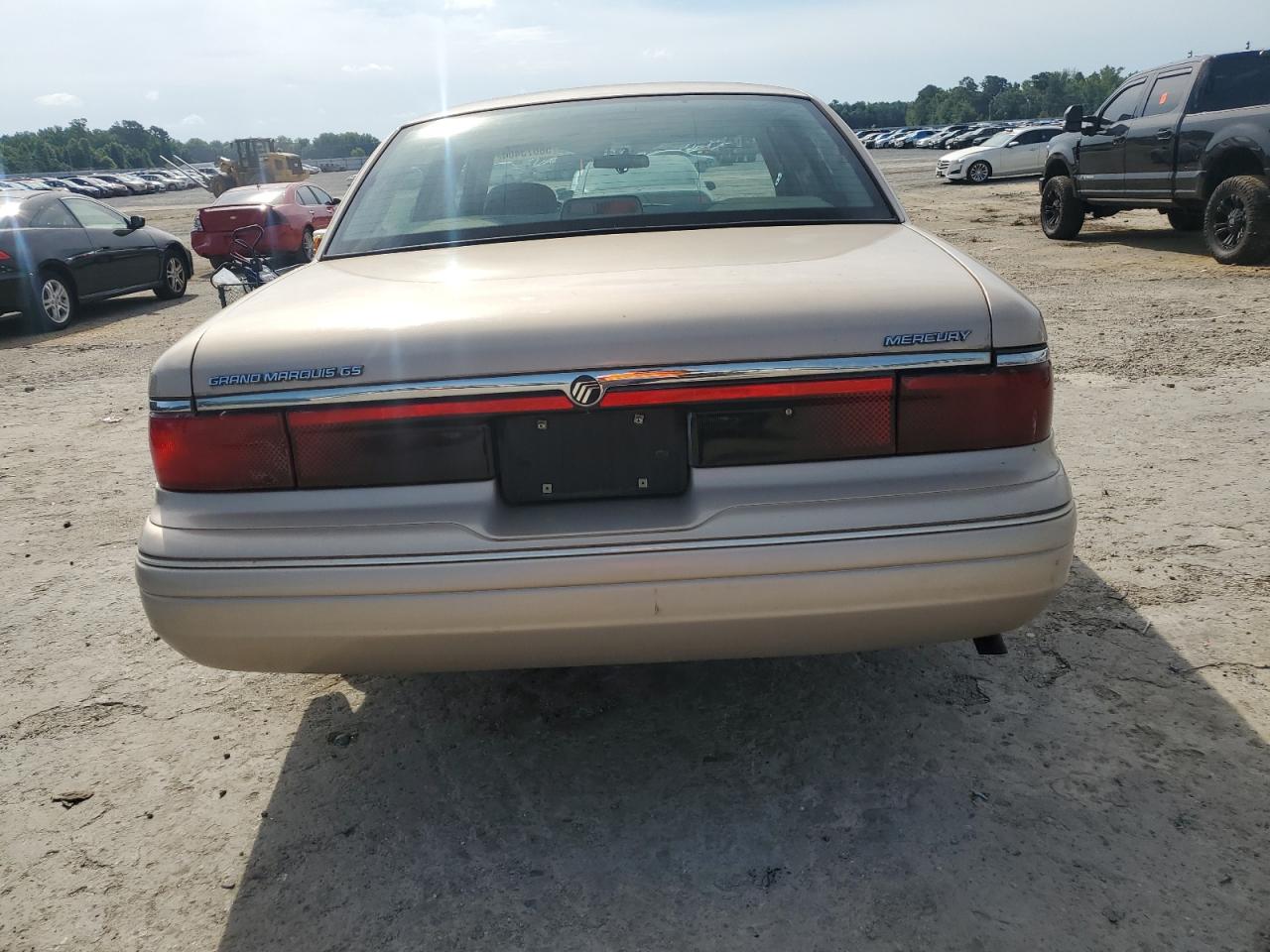 1997 Mercury Grand Marquis Gs VIN: 2MELM74W3VX700997 Lot: 58673404