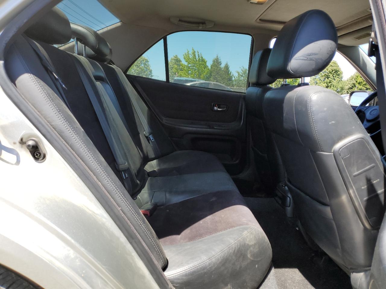 2001 Lexus Is 300 VIN: JTHBD182310020283 Lot: 58715554