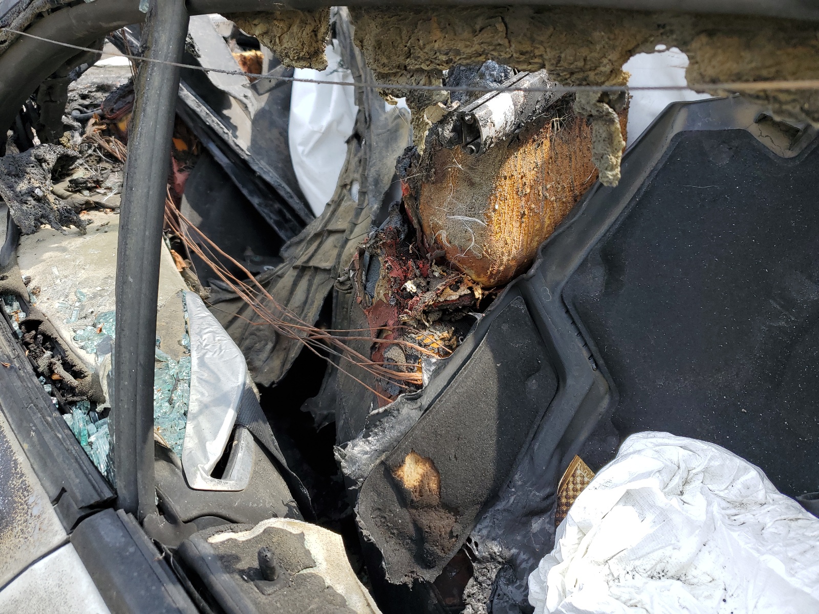 WBAFY4C0XNCJ81648 2022 BMW M850Xi