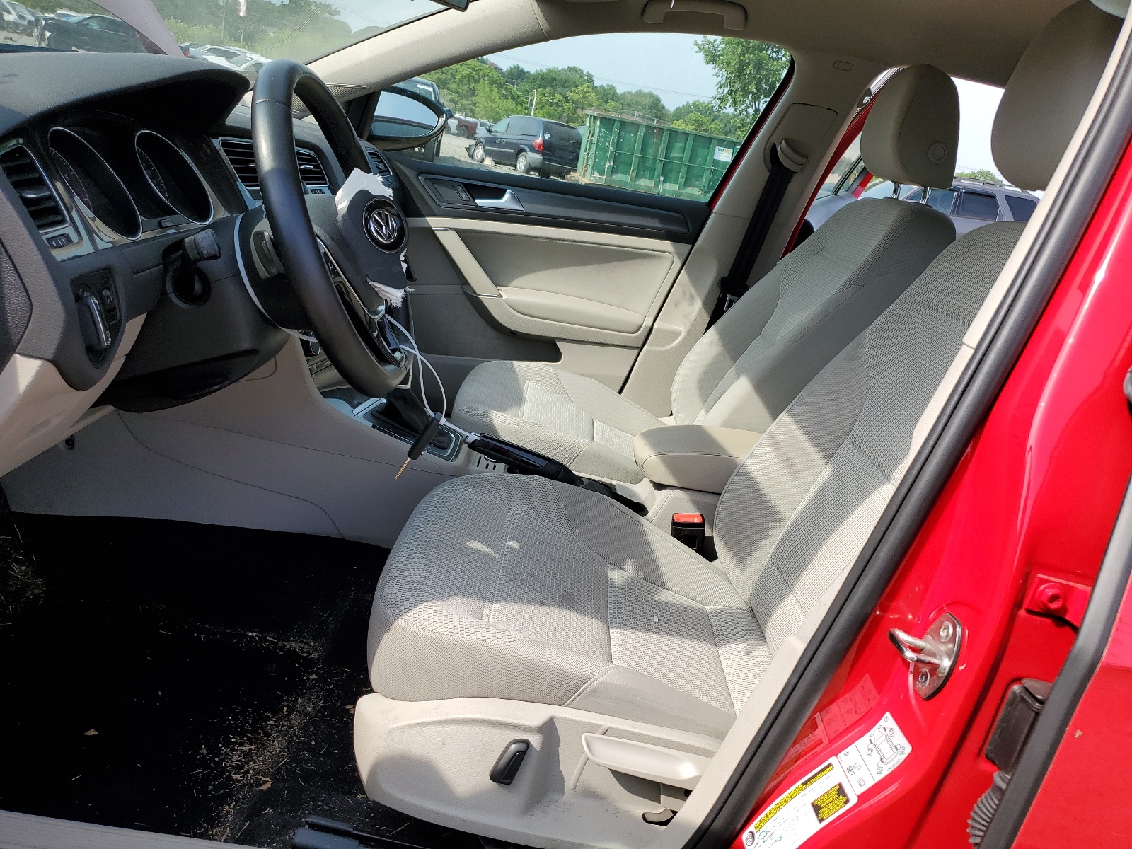 3VWG17AU9JM255313 2018 Volkswagen Golf S