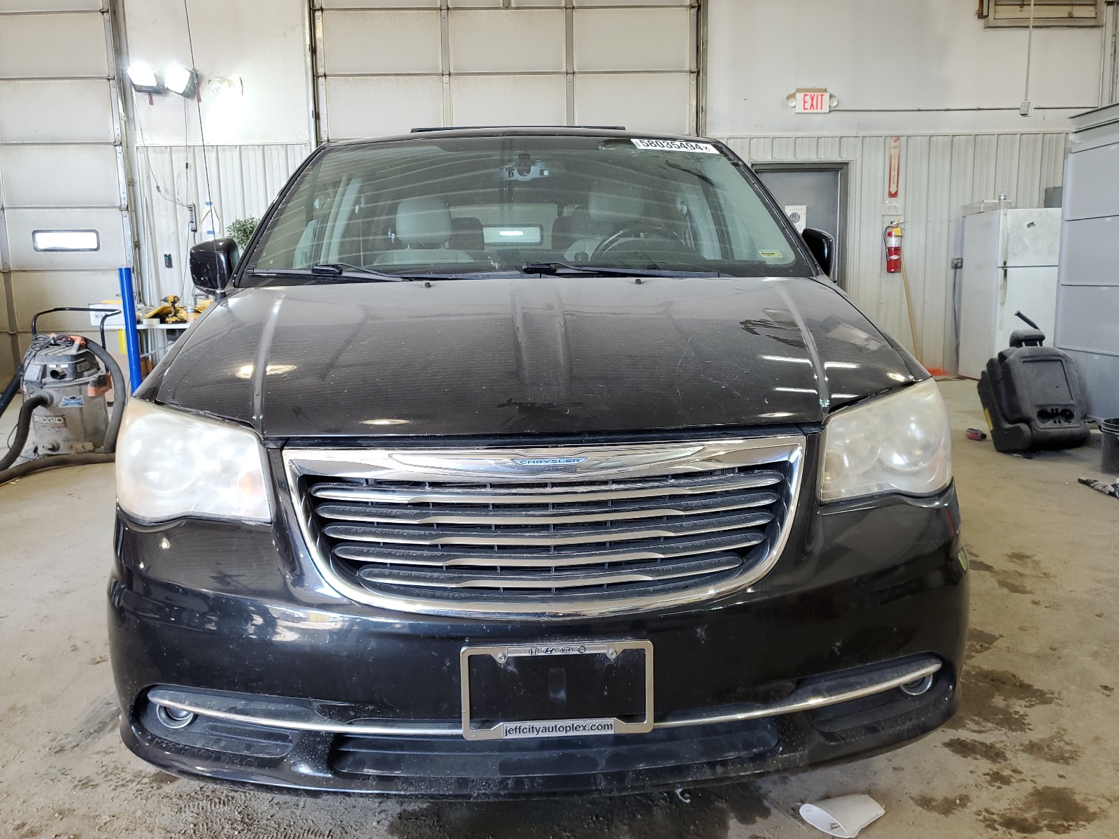 2013 Chrysler Town & Country Touring vin: 2C4RC1BG3DR519375