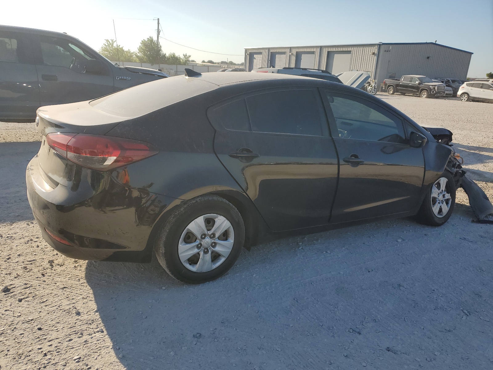 3KPFK4A72JE244376 2018 Kia Forte Lx