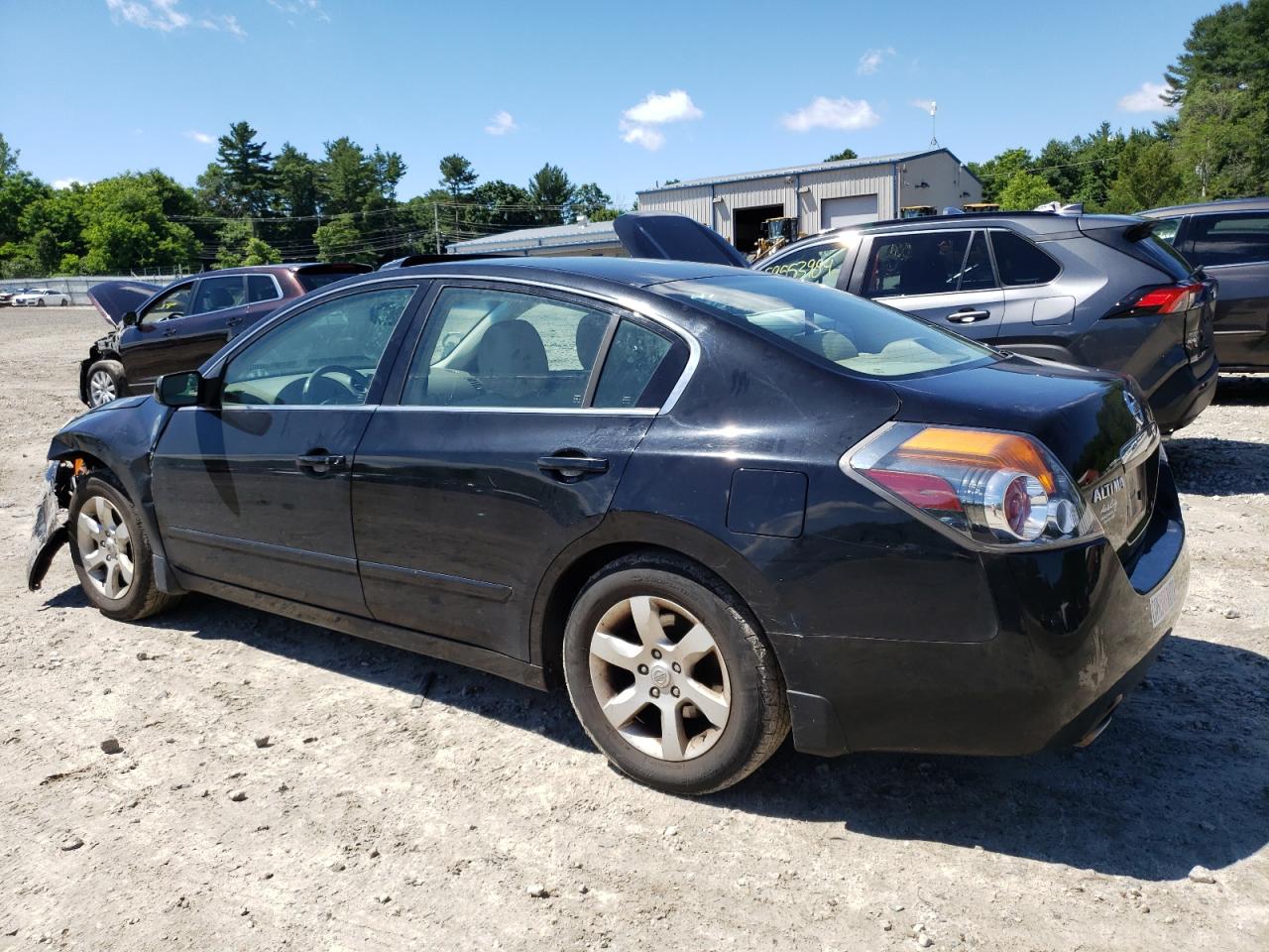 2009 Nissan Altima - Image 2