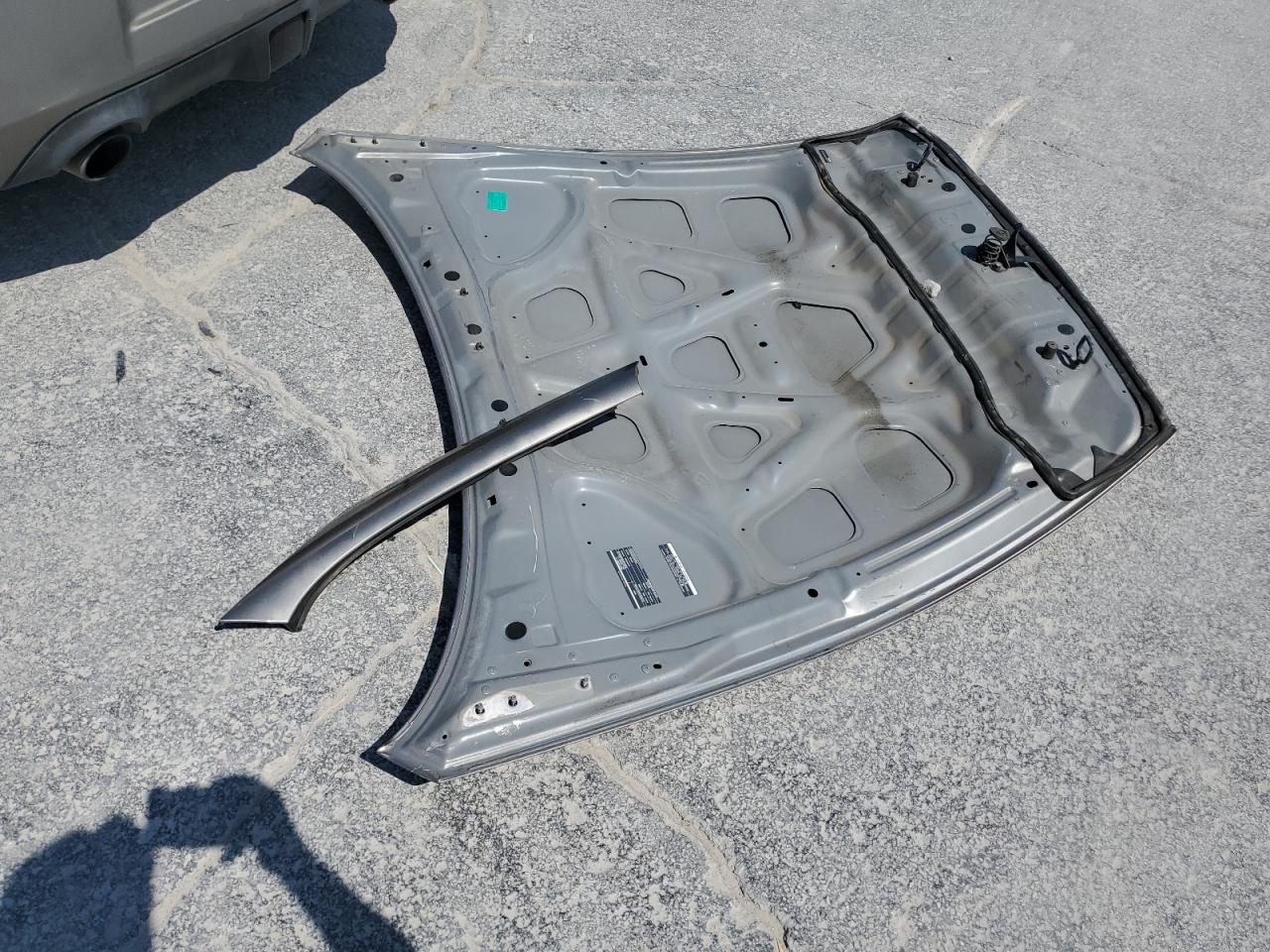 2010 Nissan 370Z - Image 12