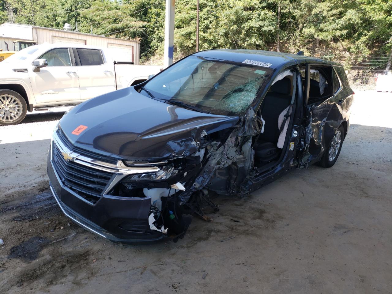 2022 Chevrolet Equinox - Image 1