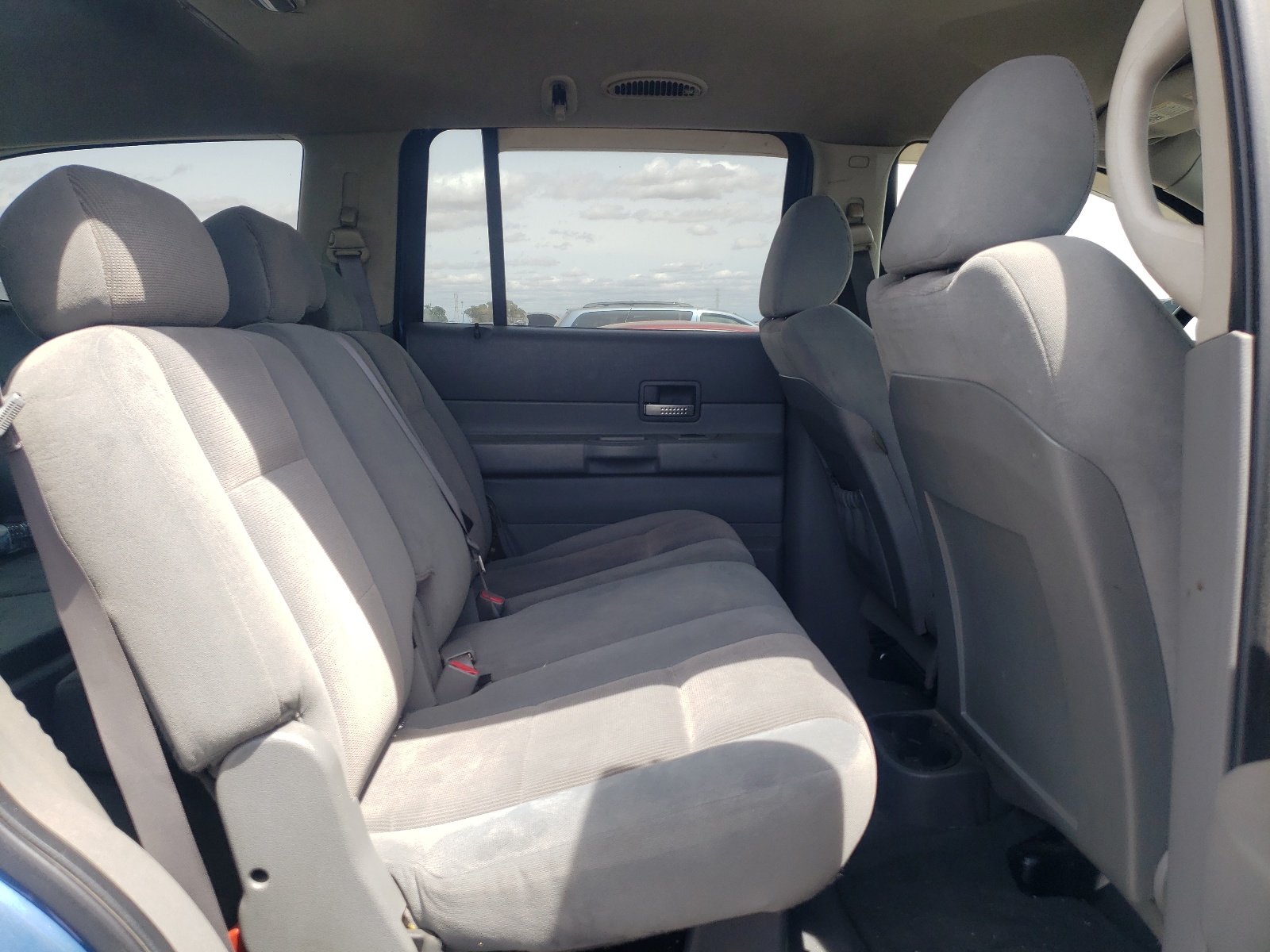 1D4HD48D25F555898 2005 Dodge Durango Slt