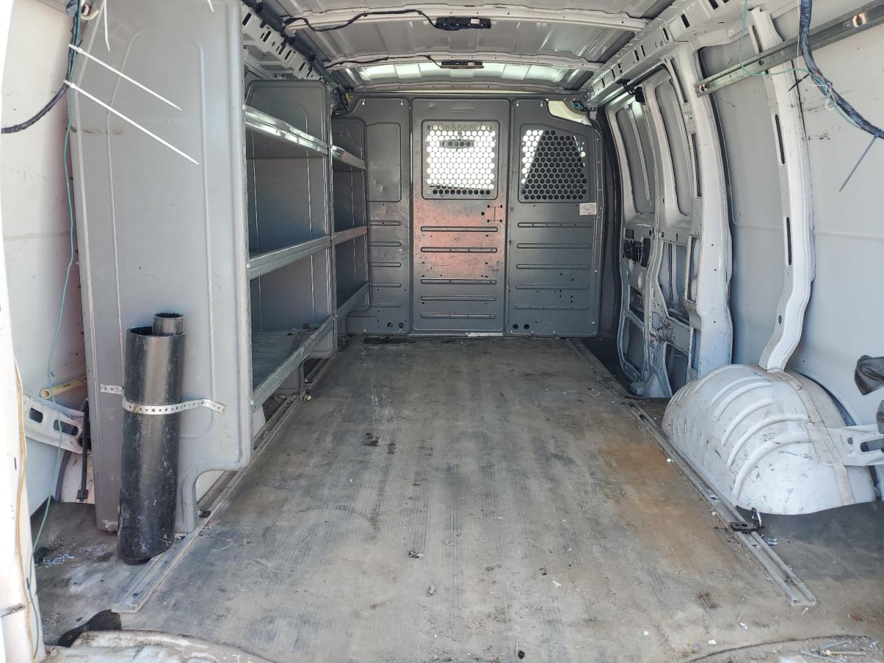 2016 Chevrolet Express G2500 VIN: 1GCWGAFFXG1172693 Lot: 58818974