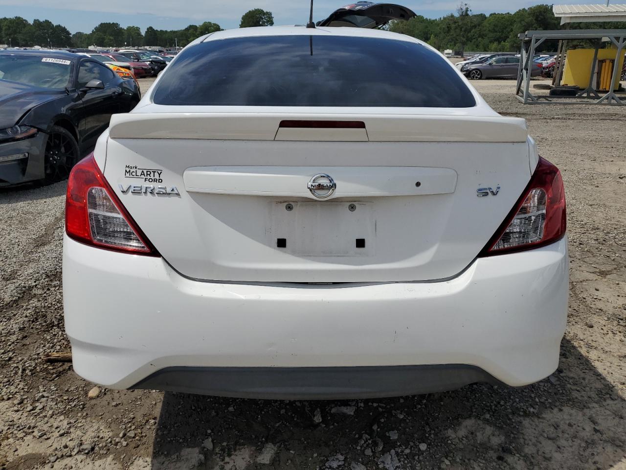 2017 Nissan Versa S VIN: 3N1CN7AP6HL882361 Lot: 61209564