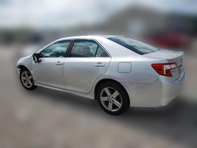 Седаны TOYOTA CAMRY 2014 Серебристый