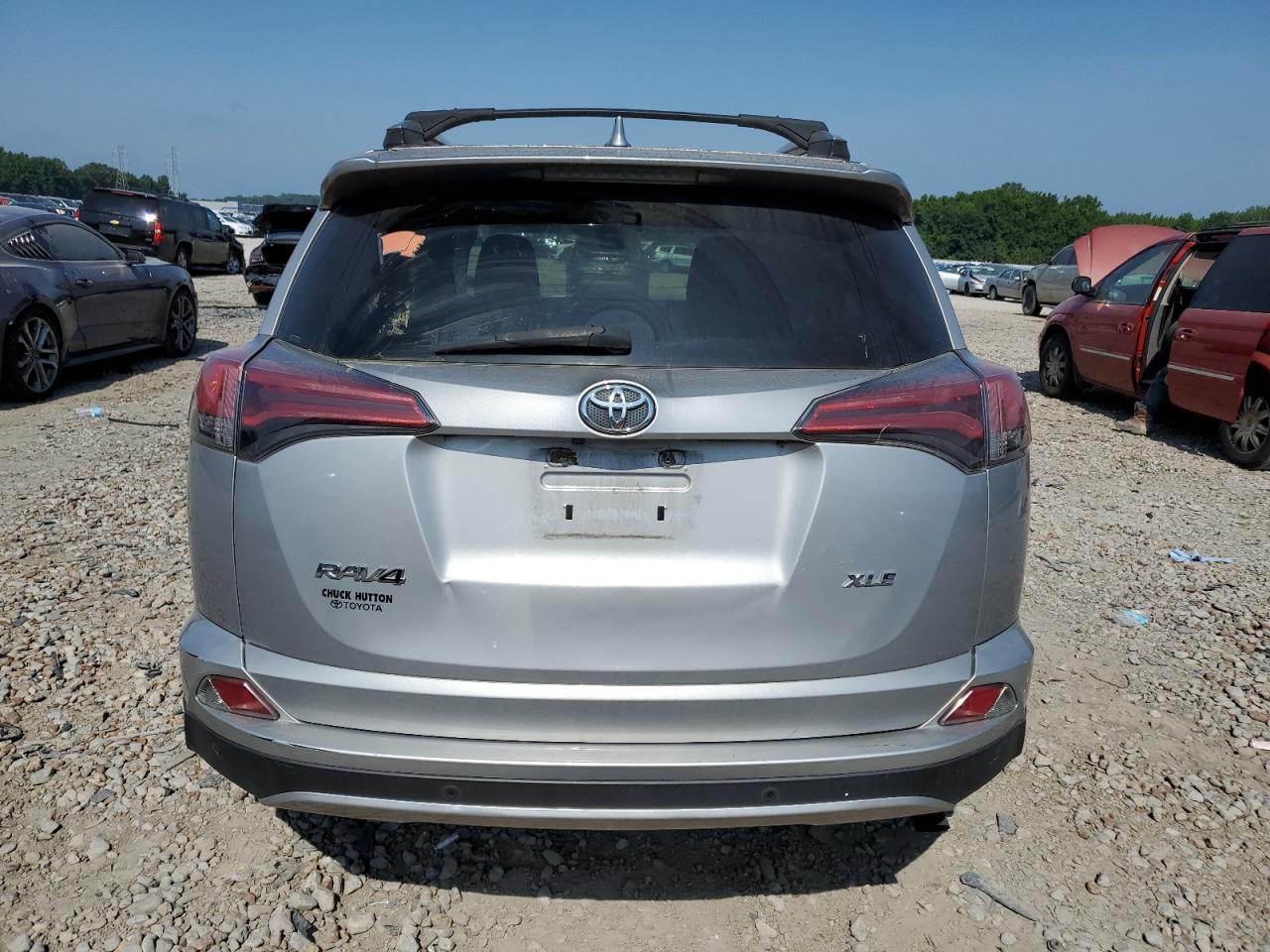 2T3WFREV3HW353406 2017 Toyota Rav4 Xle