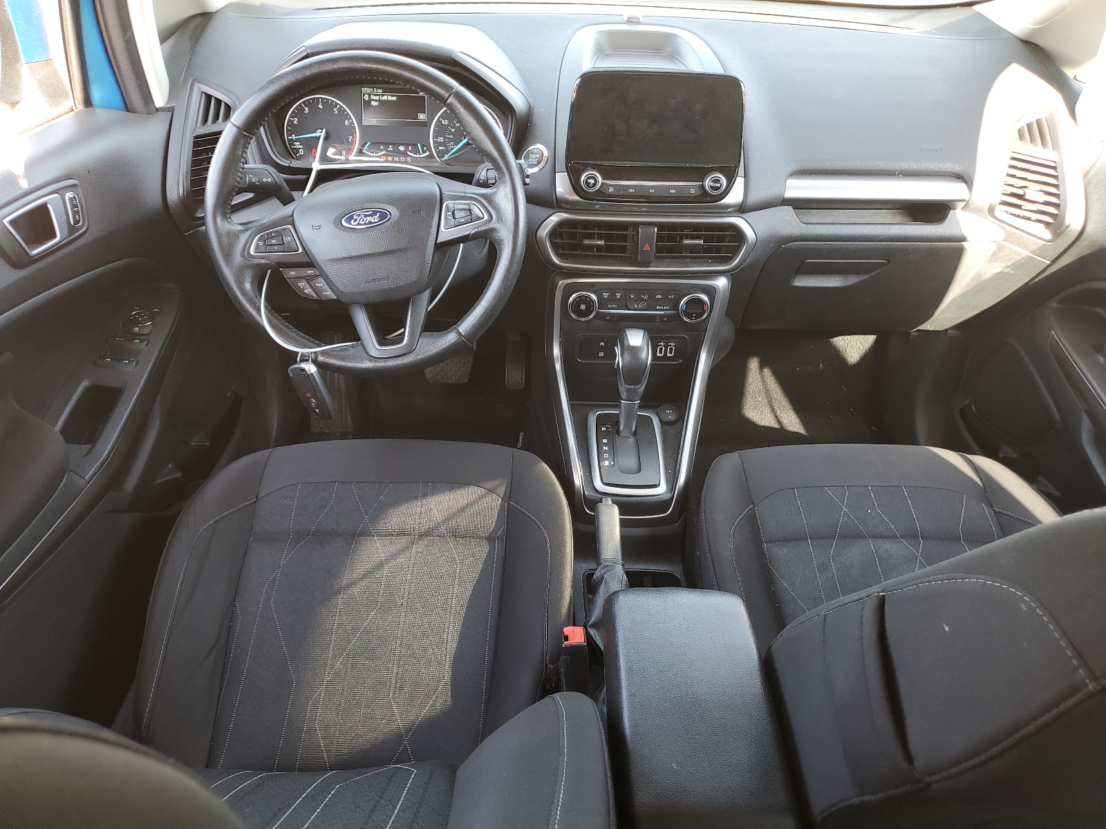 MAJ3P1TE2JC247290 2018 Ford Ecosport Se