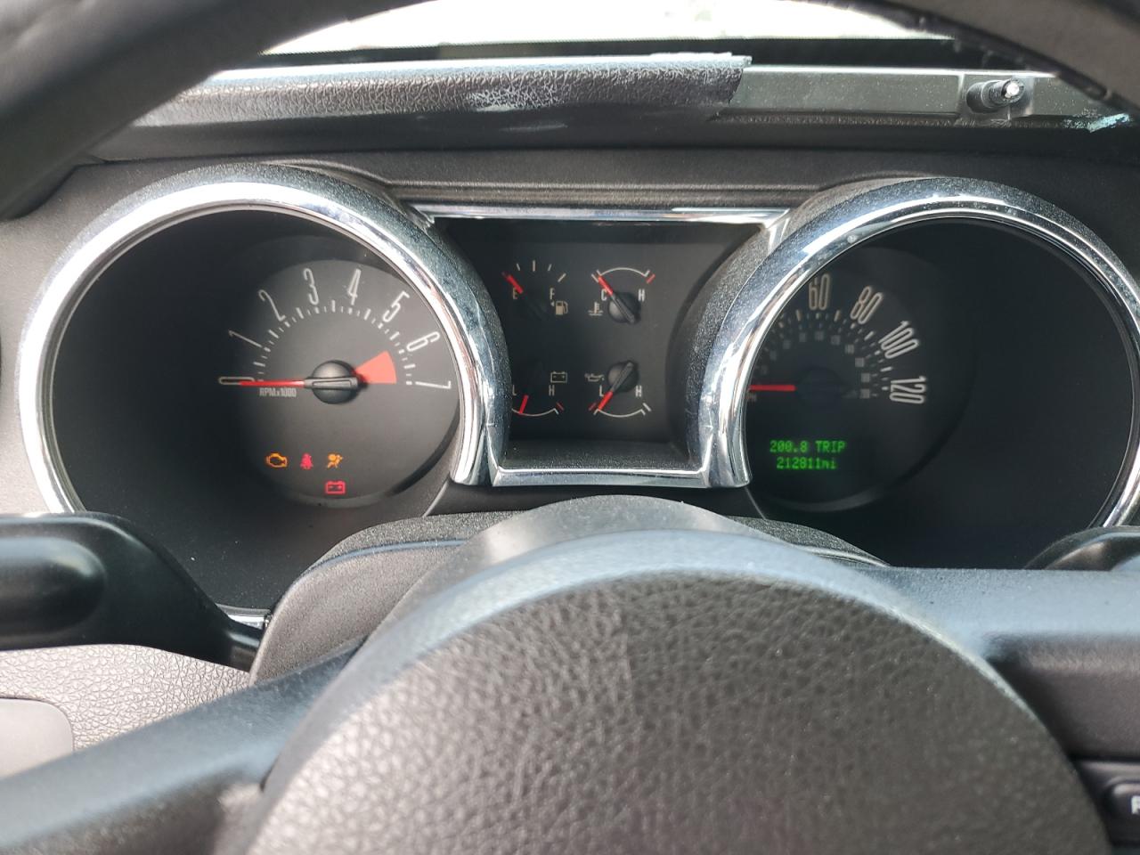 2007 Ford Mustang VIN: 1ZVFT80N575215735 Lot: 60952054