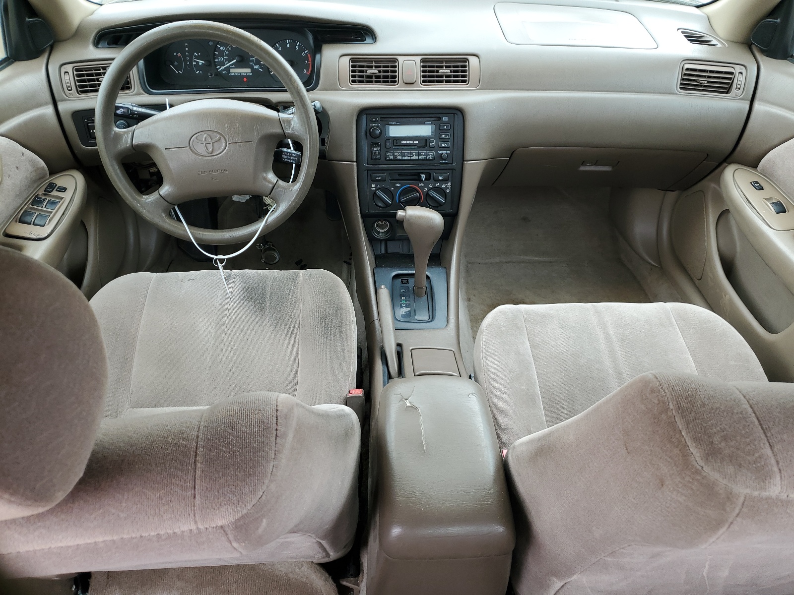 JT2BF28K0X0222663 1999 Toyota Camry Le