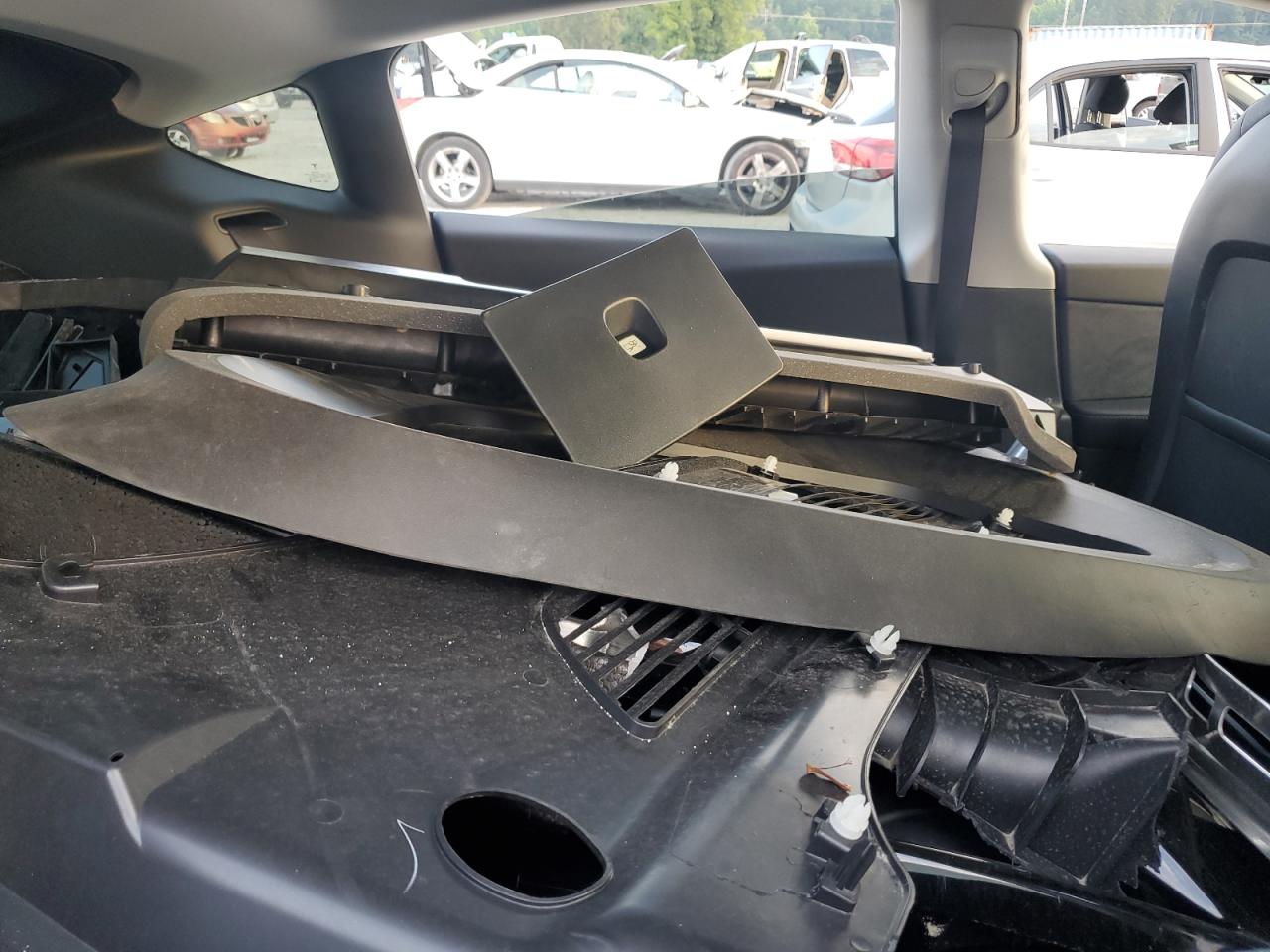 7SAYGDEDXRF016015 2024 Tesla Model Y