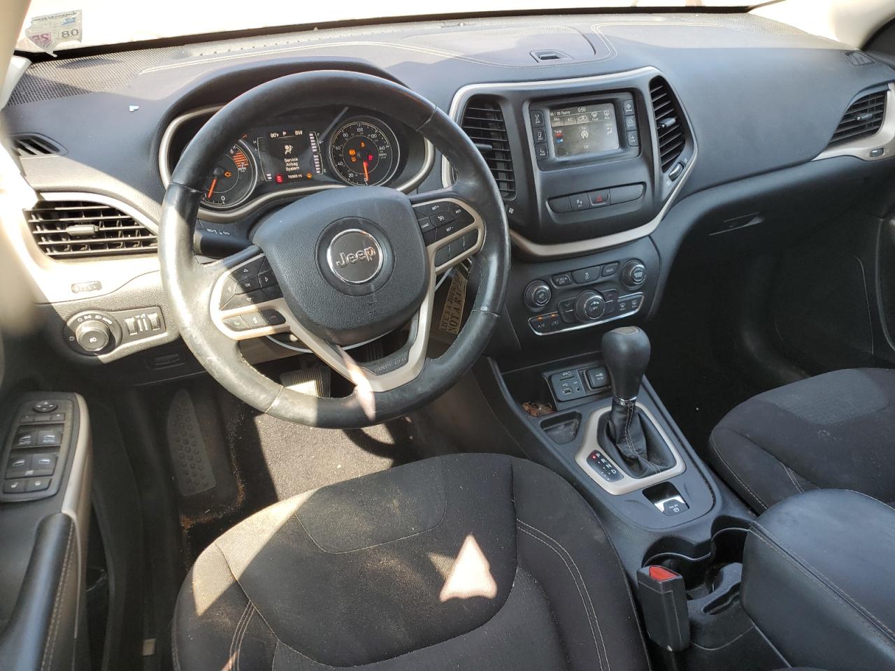 2017 Jeep Cherokee Latitude VIN: 1C4PJLCBXHW640543 Lot: 59894534