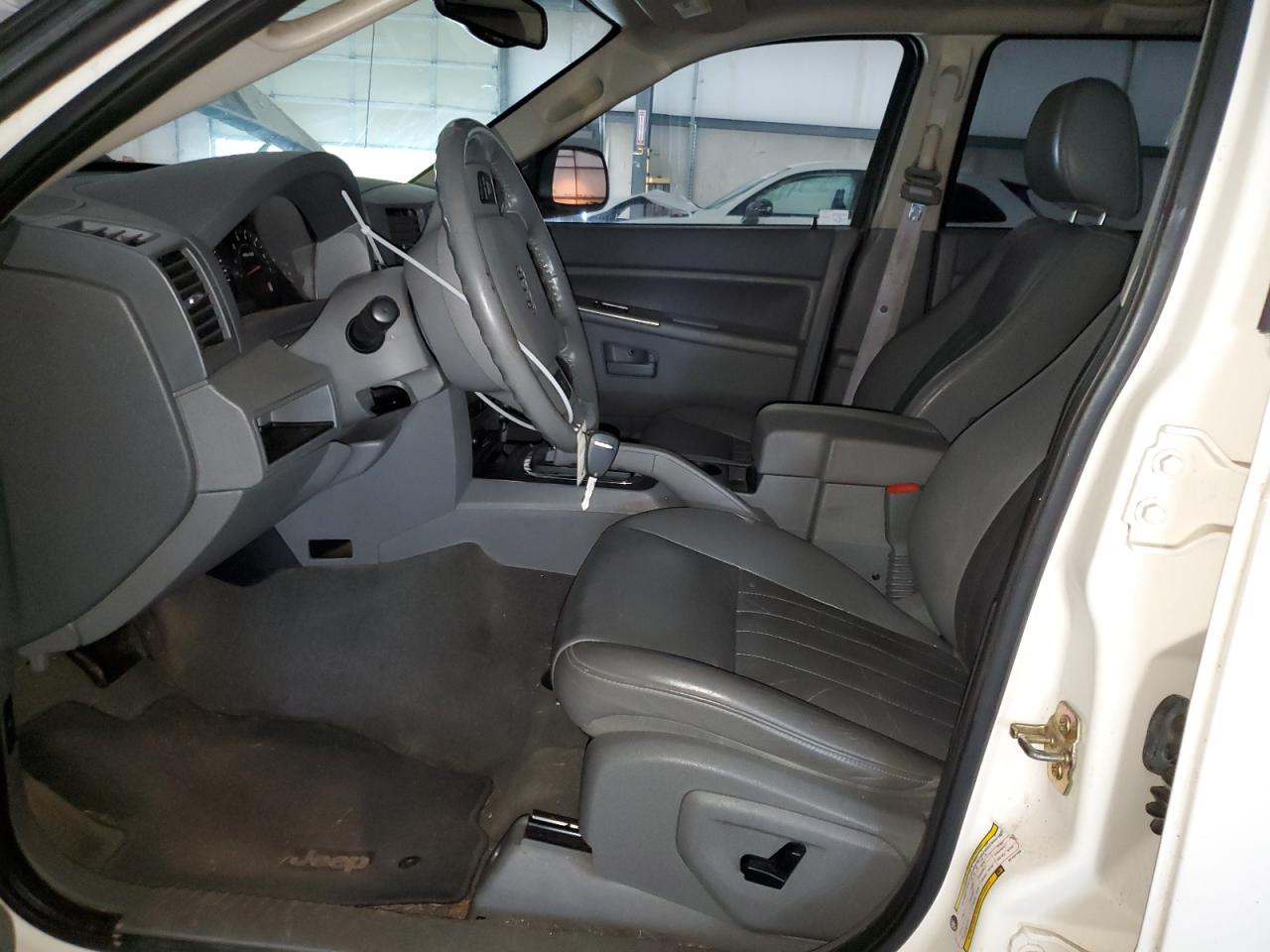 2006 Jeep Grand Cherokee Laredo VIN: 1J4HR48N96C137729 Lot: 57701334