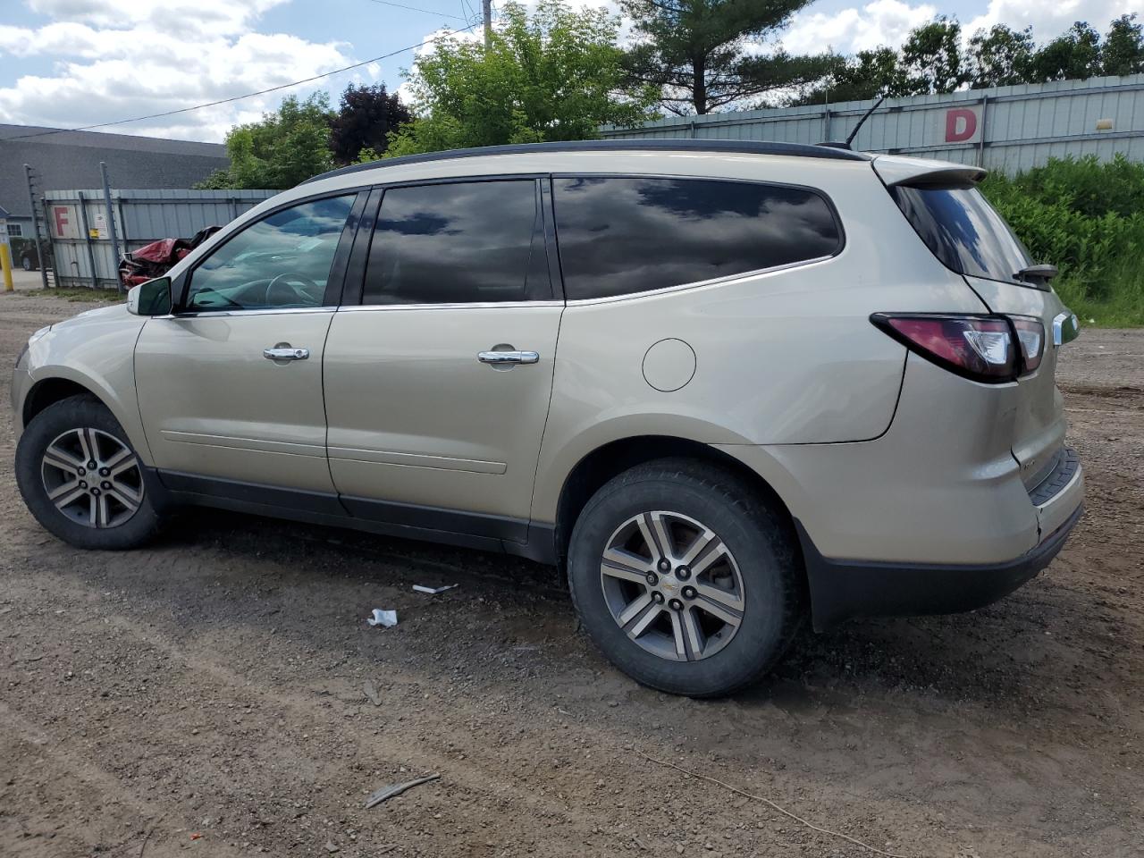 2016 Chevrolet Traverse - Image 2