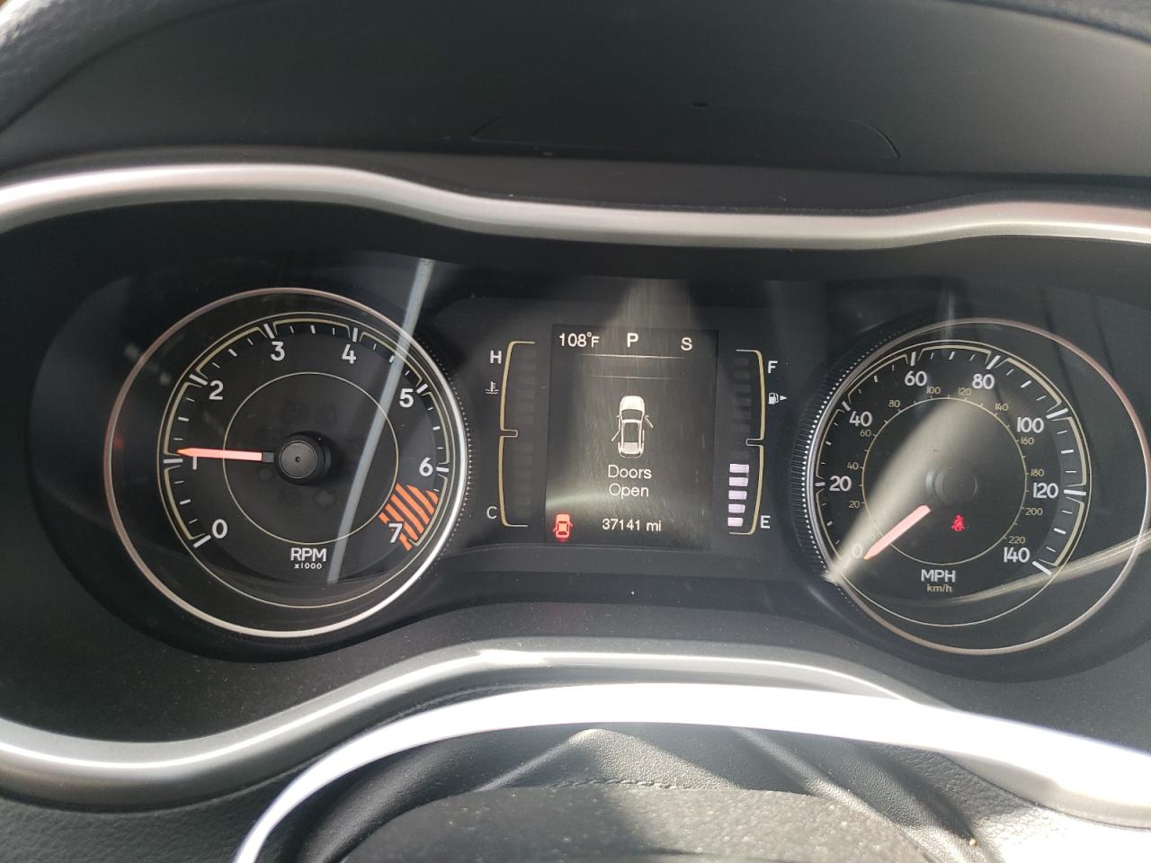 2014 Jeep Cherokee Latitude VIN: 1C4PJMCB0EW231632 Lot: 61265194