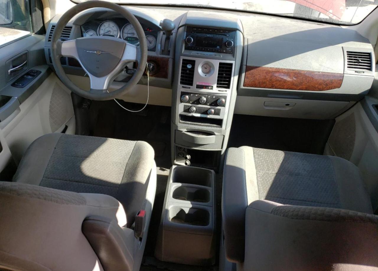 2010 Chrysler Town & Country Lx VIN: 2A4RR2D18AR464019 Lot: 58841844