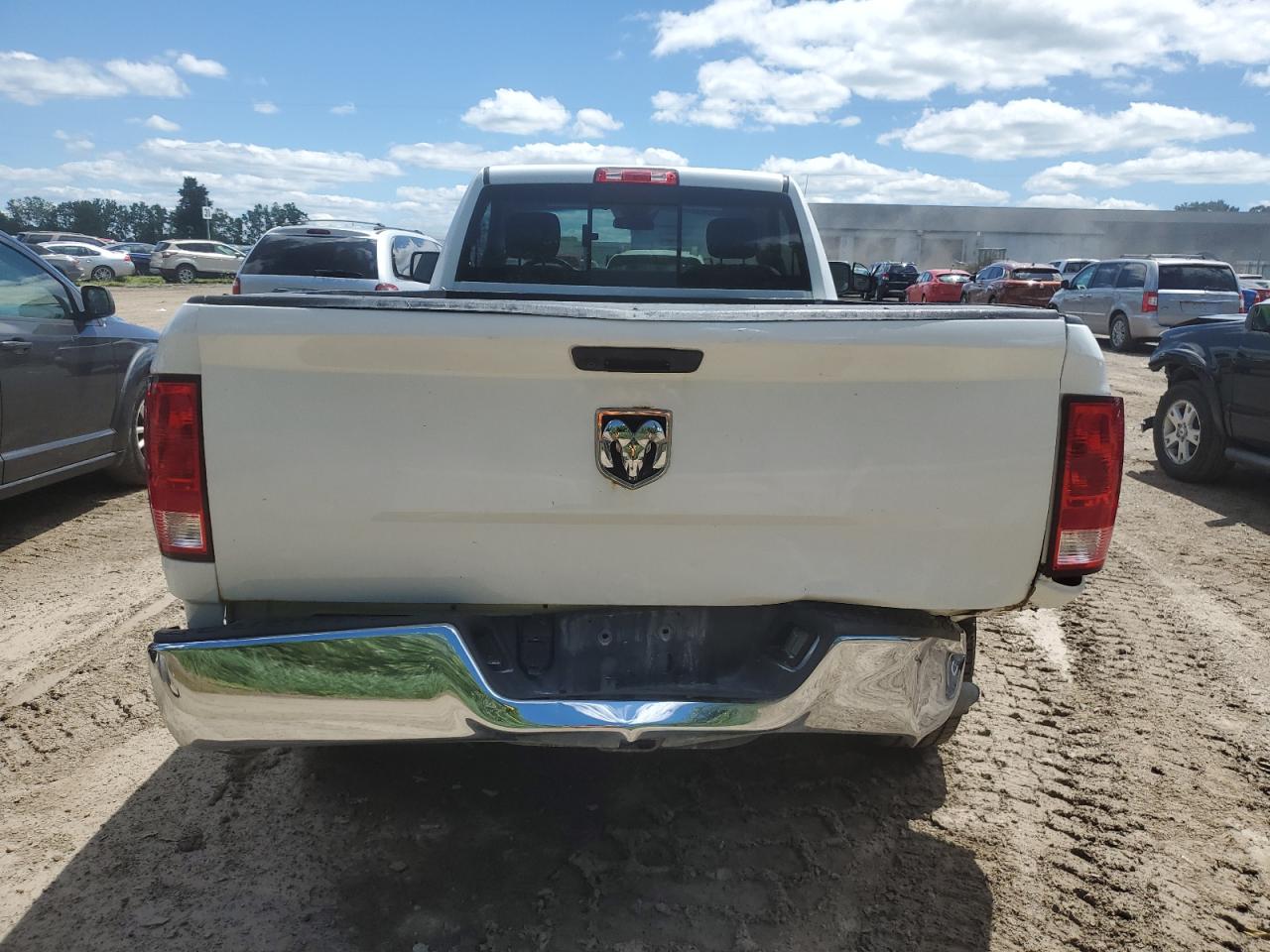 2019 Ram 1500 Classic Tradesman VIN: 3C6JR6DT4KG531872 Lot: 59885944