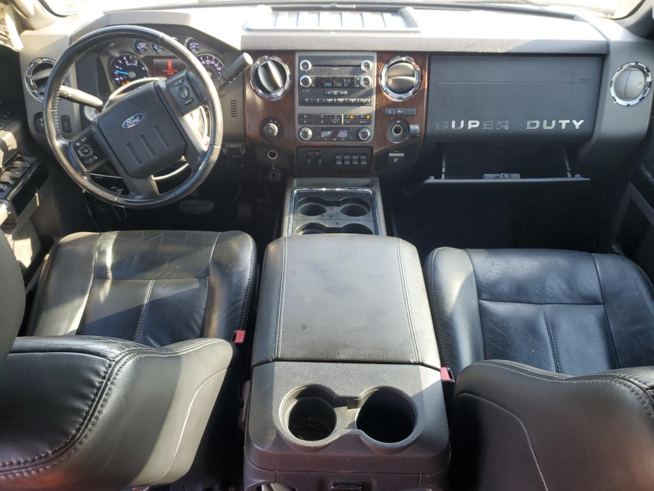 2011 Ford F250 - Image 8