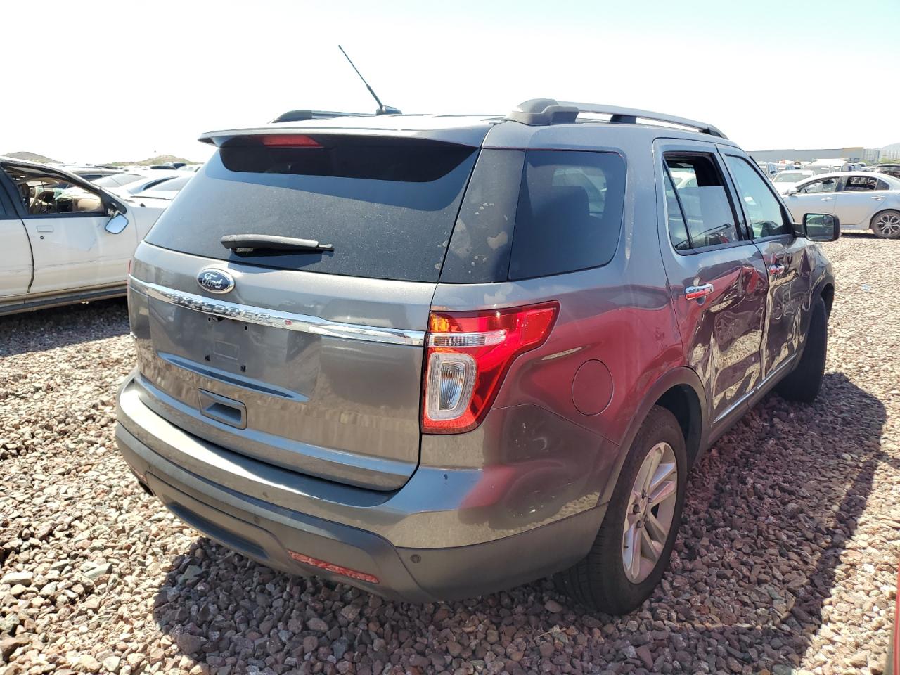 2012 Ford Explorer - Image 3