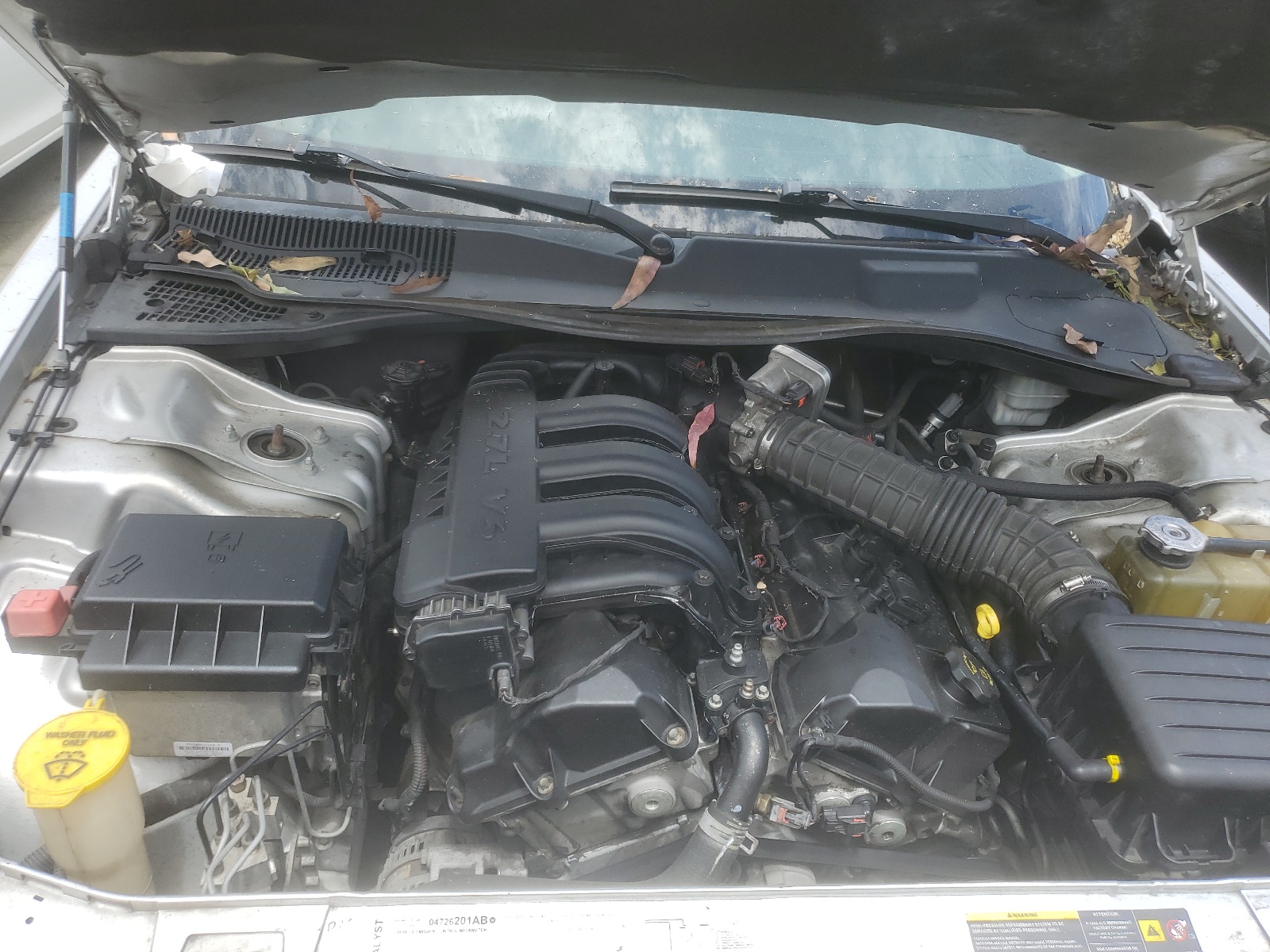 2D4FV48TX5H669688 2005 Dodge Magnum Se