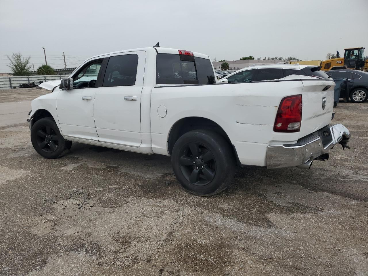 2016 RAM 1500 - Image 2