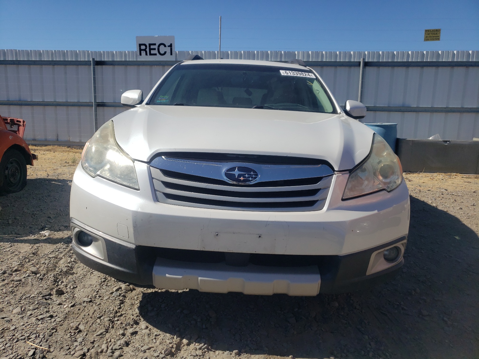 4S4BRBLC6A3328552 2010 Subaru Outback 2.5I Limited