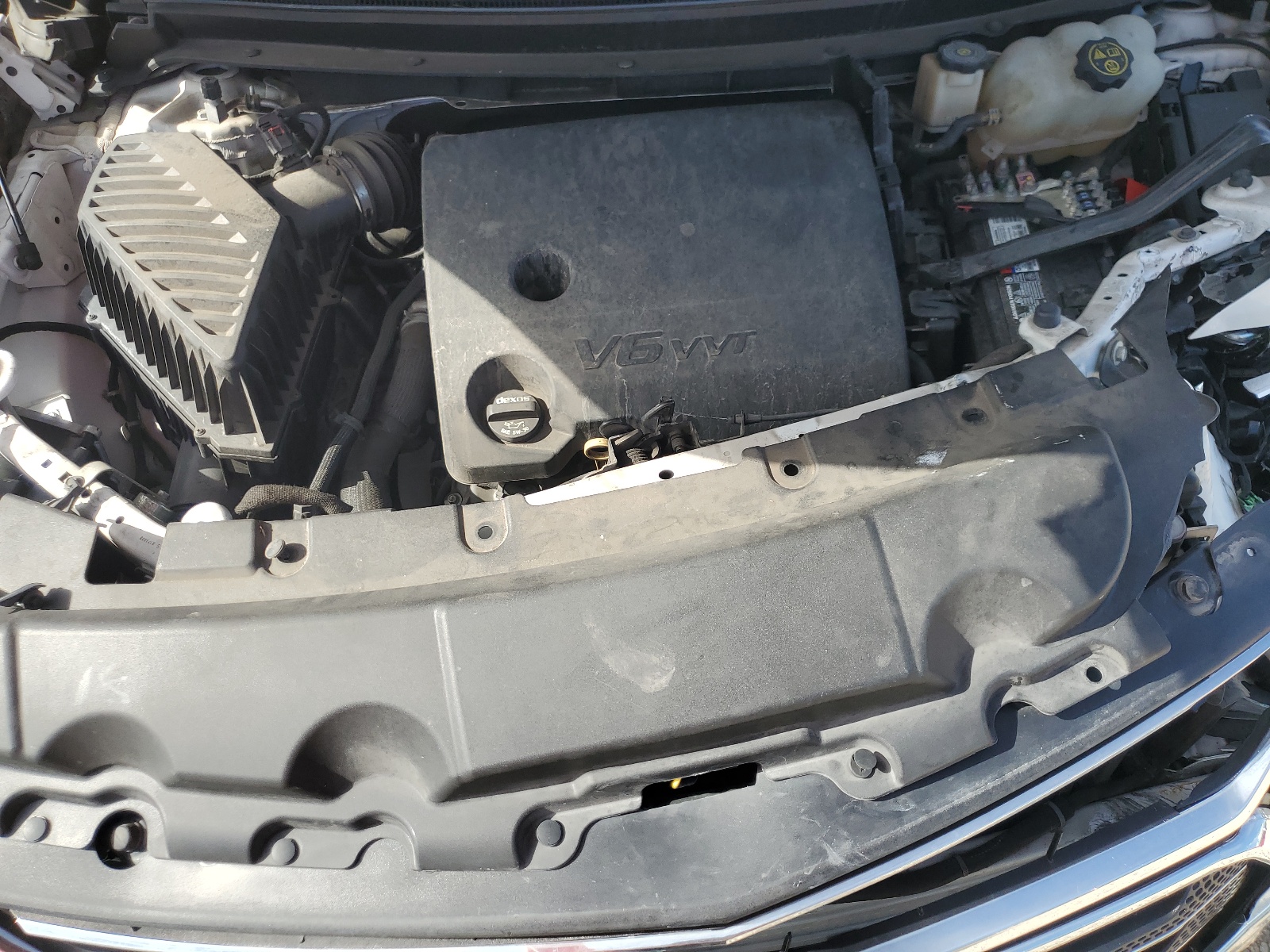 1GNERGKW3JJ110243 2018 Chevrolet Traverse Lt