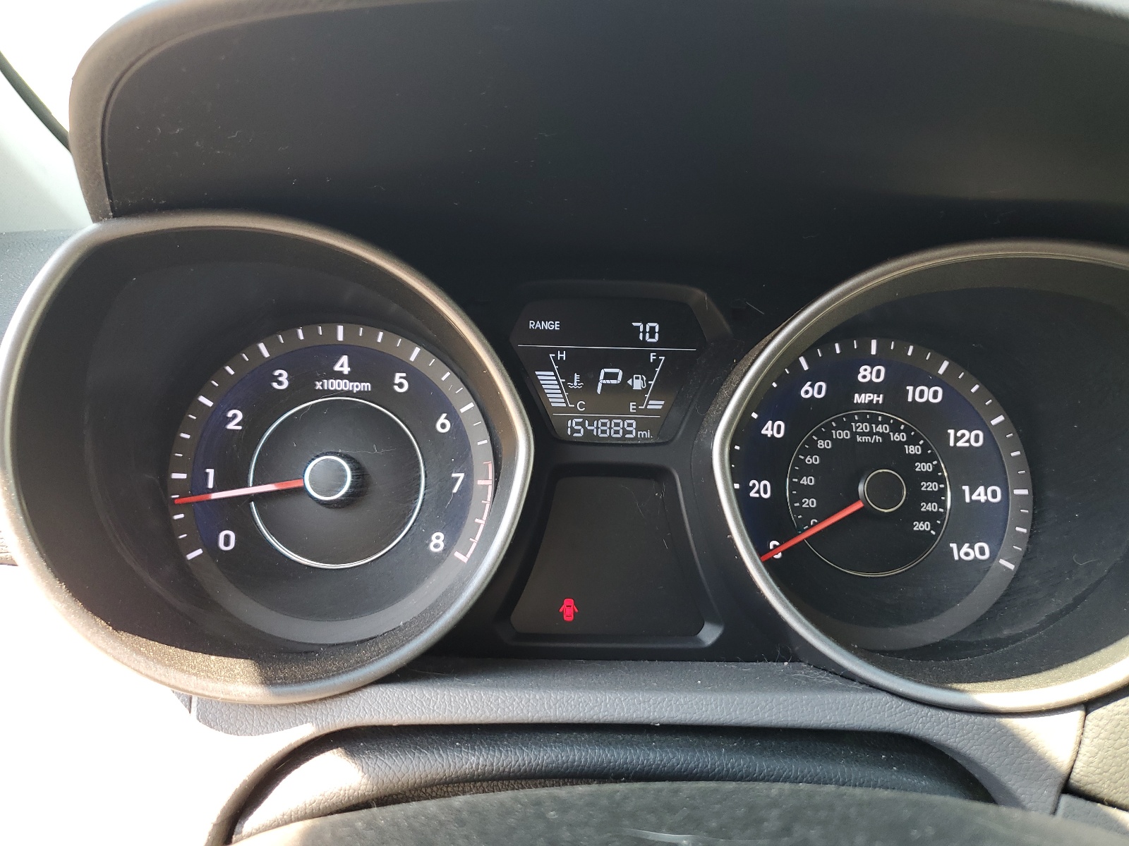 5NPDH4AE1FH615812 2015 Hyundai Elantra Se