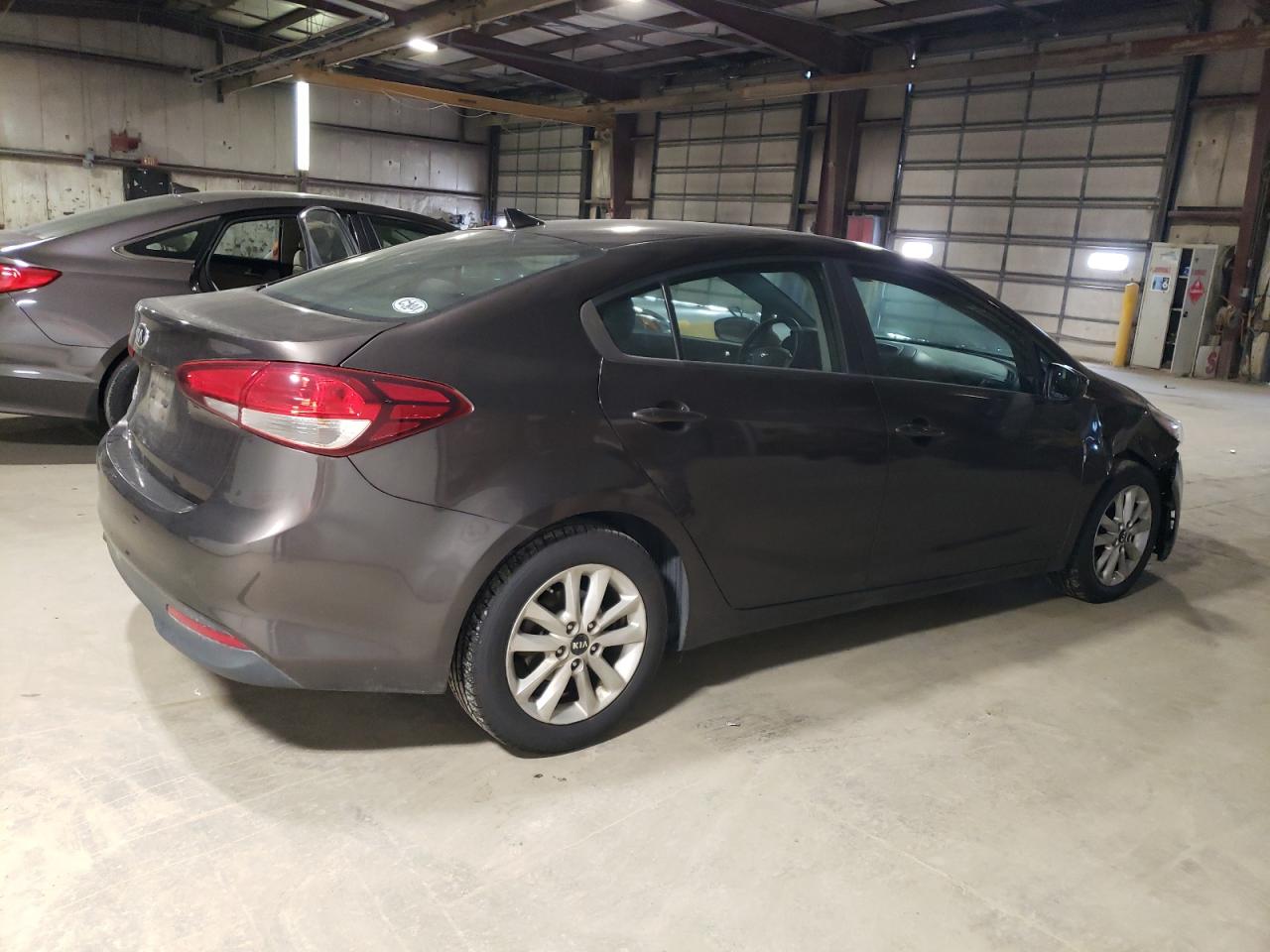 2017 Kia Forte Lx VIN: 3KPFL4A75HE017335 Lot: 58402364