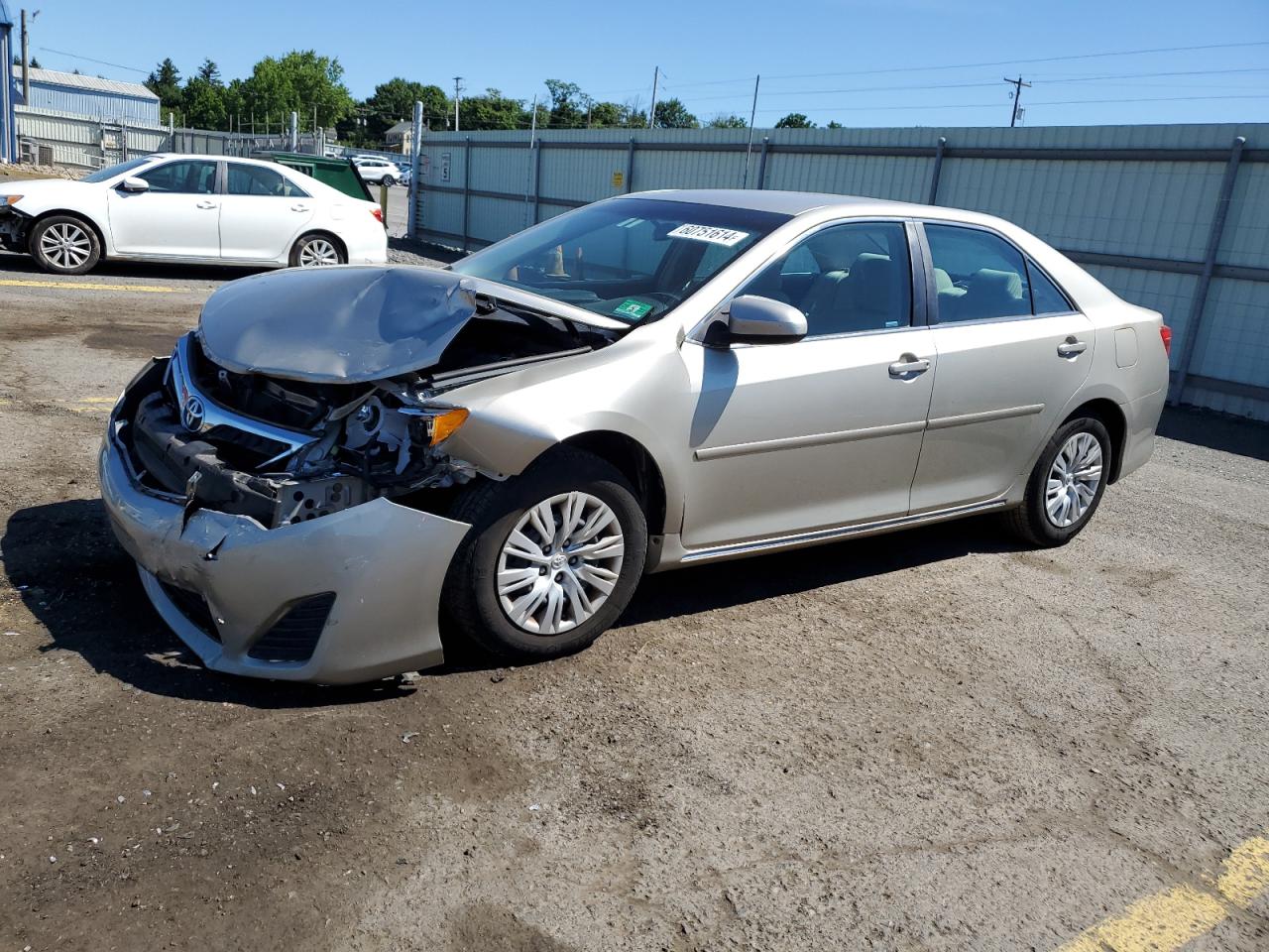 4T4BF1FK4ER361688 2014 Toyota Camry L