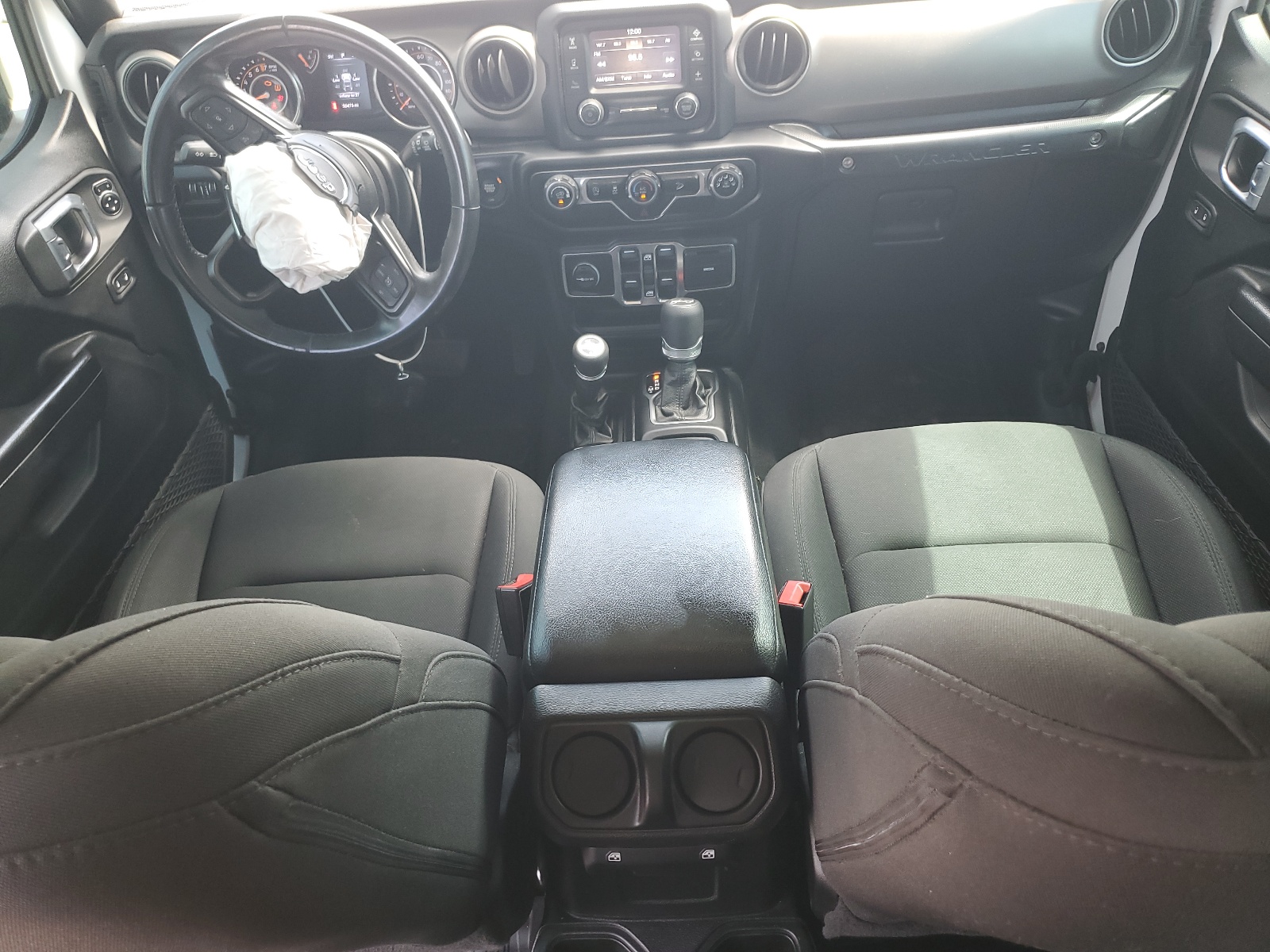 1C4HJXDG1LW188934 2020 Jeep Wrangler Unlimited Sport