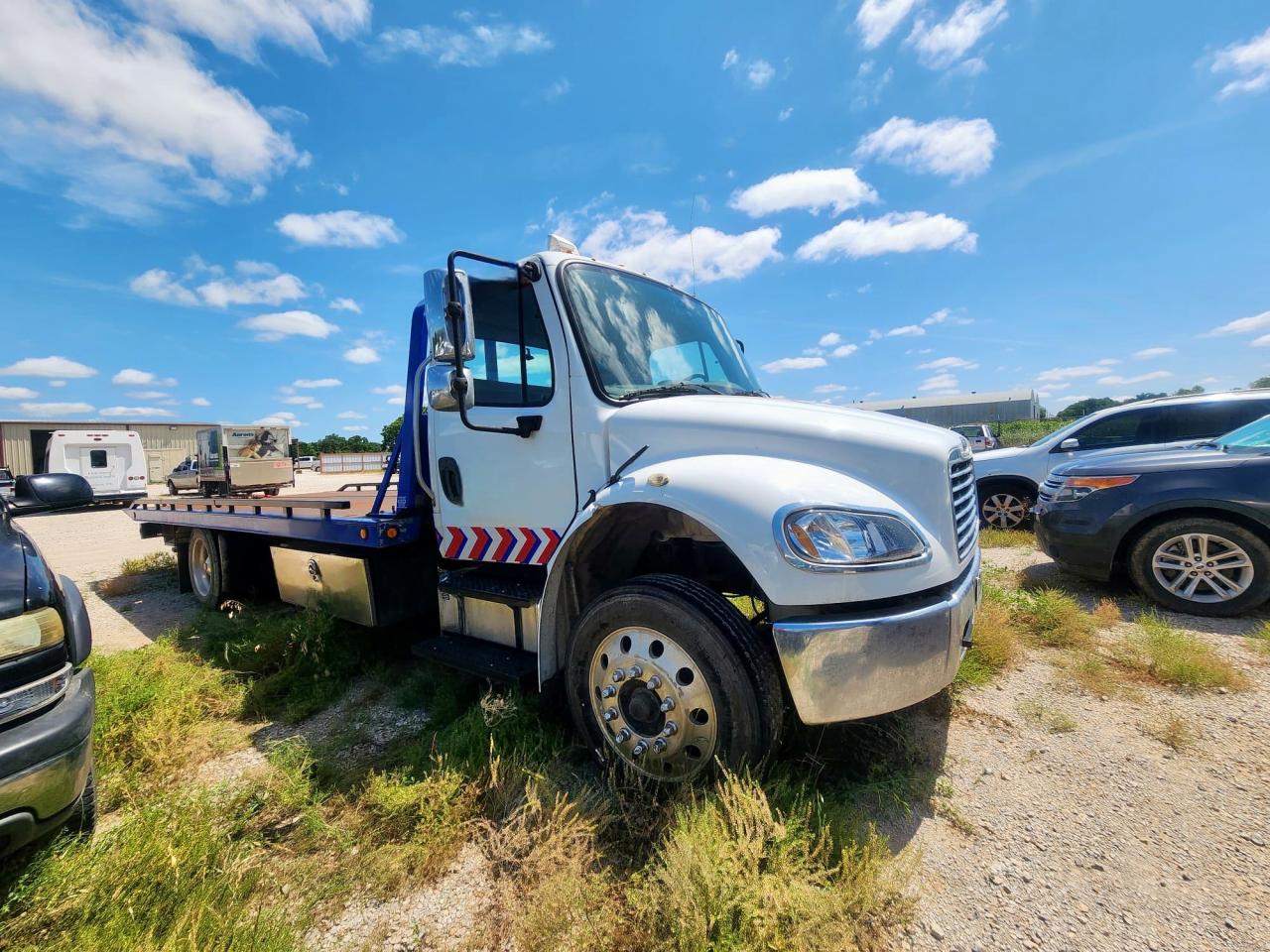 2019 Freightliner M2 106 Medium Duty zu verkaufen in Houston, TX - Minor Dent/Scratches