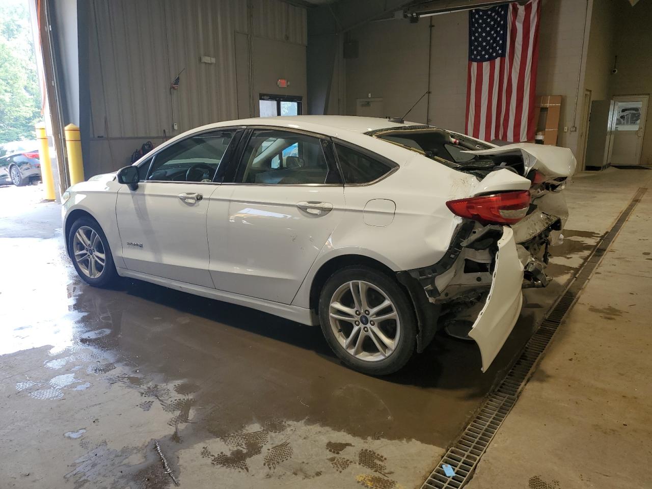 3FA6P0LU7JR177723 FORD FUSION 2018
